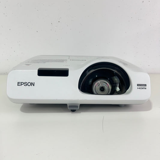 Epson EMP-1715 Projector EB-535 Full color WXGA Projector with remote and ceiling mount
