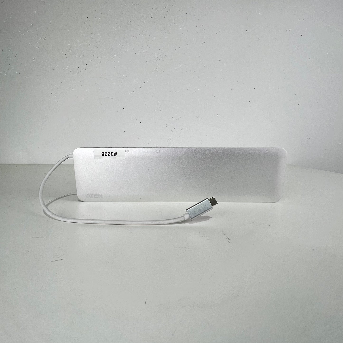 USB-C Multiport Dock with Power Pass-Through UH3234