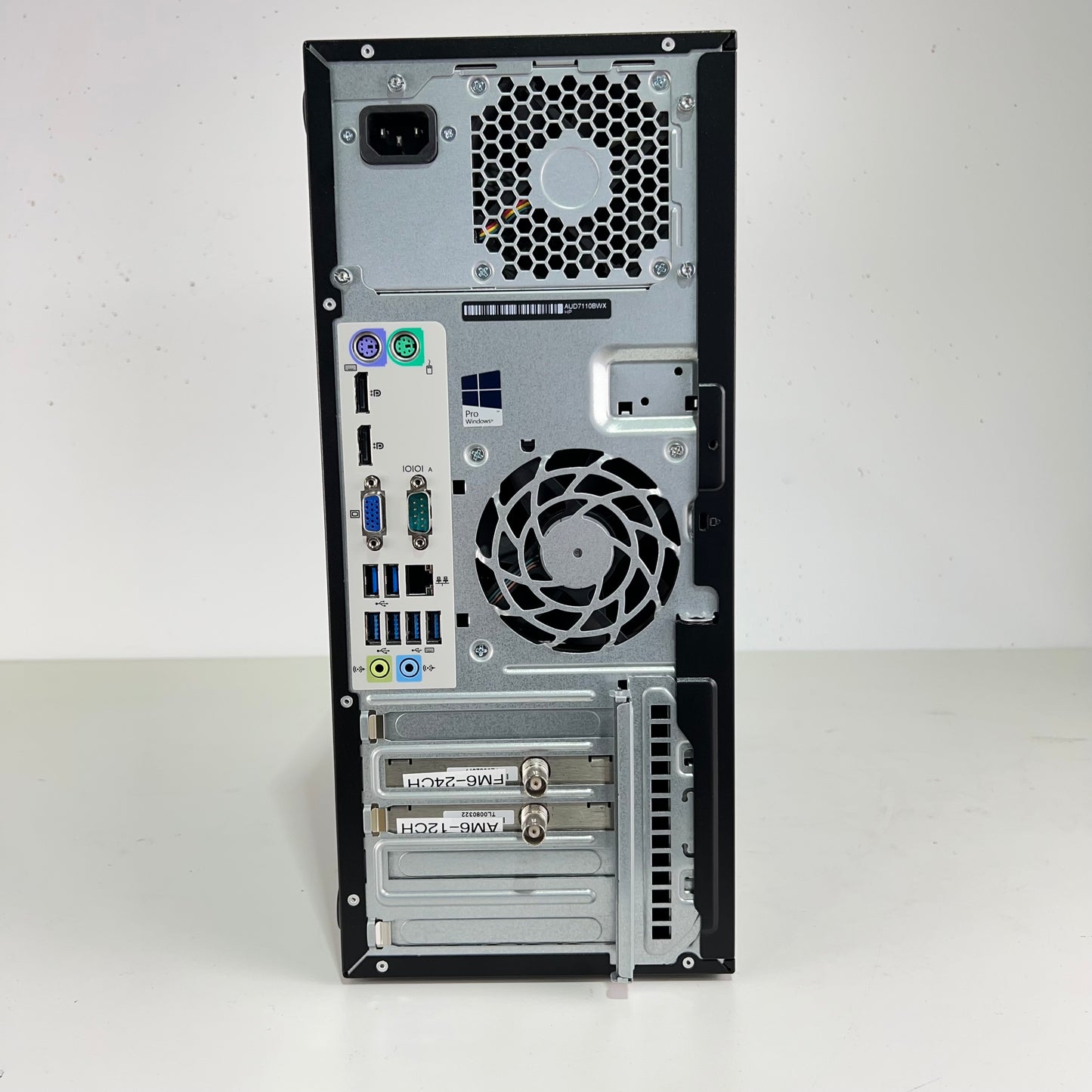 AM and FM Radio Capture Cards with HP Desktop Computer