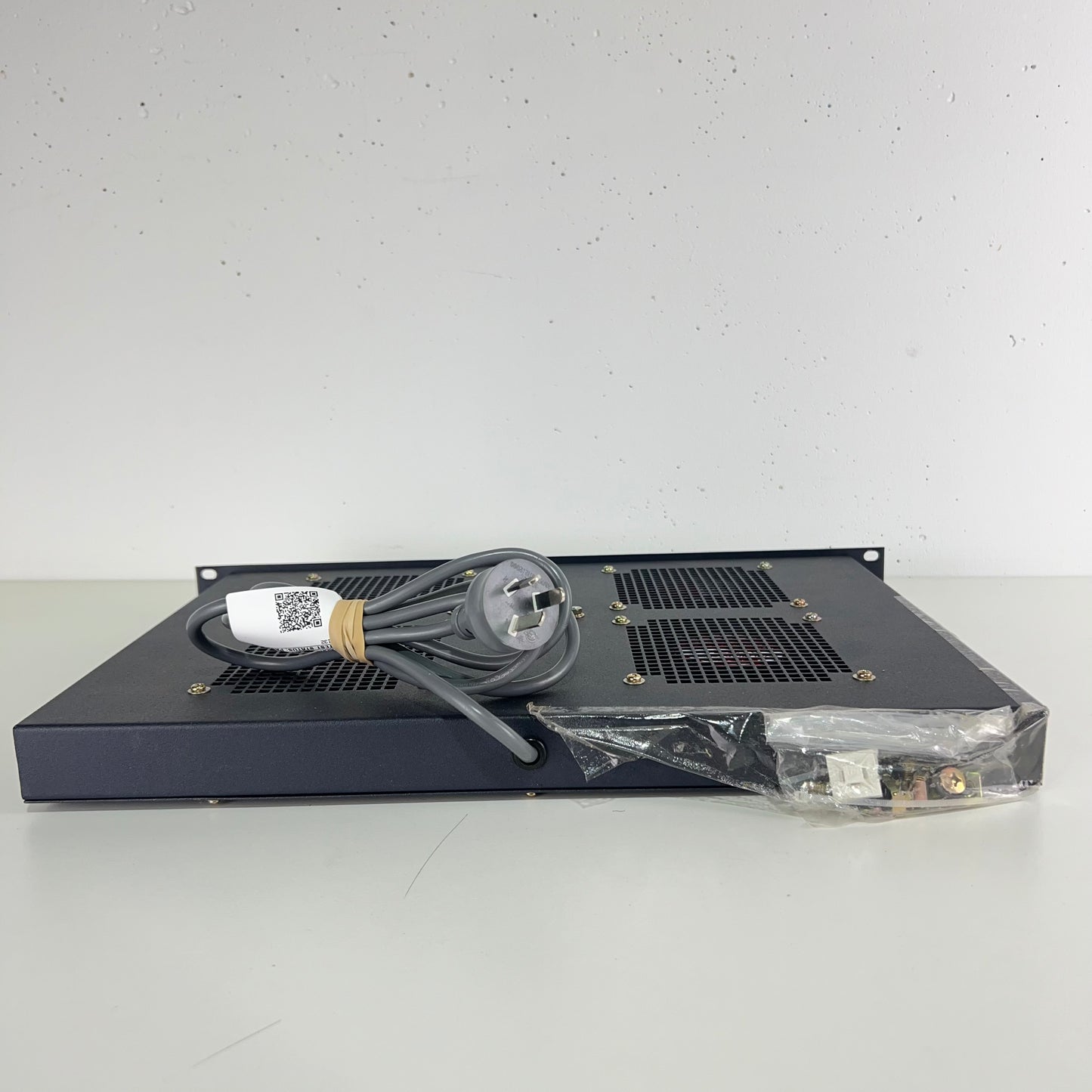 19" 1U Rack Mountable 4 Fan Ventilation tray
