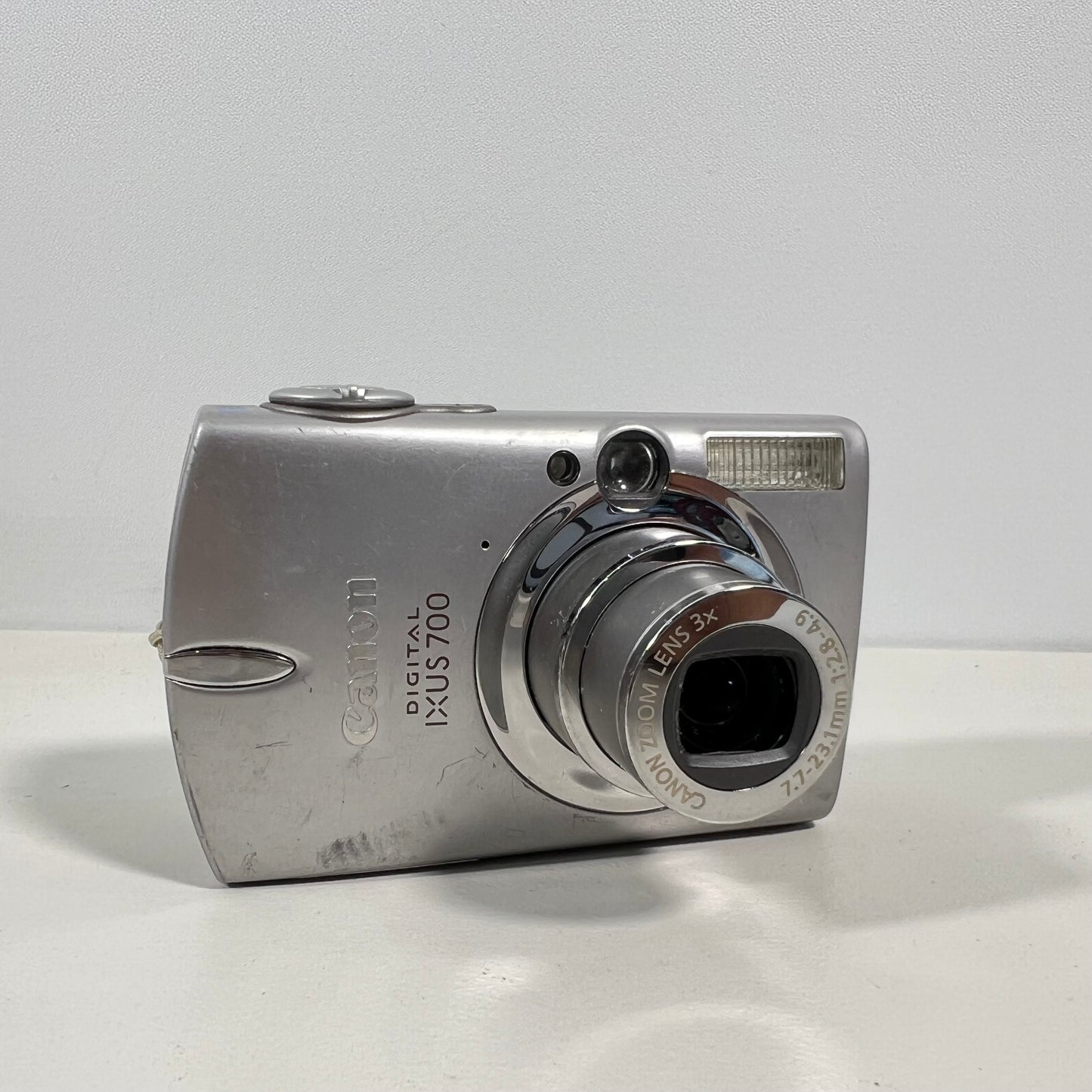 Canon Digital Camera Ixus 700