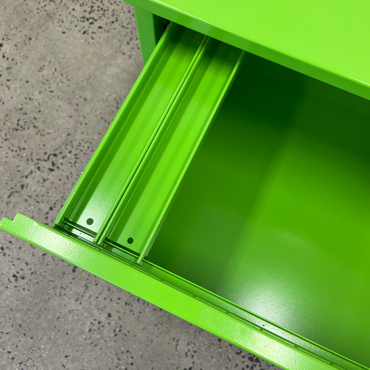 Planex Virtu 2 Drawer Cabinet in Green Metal