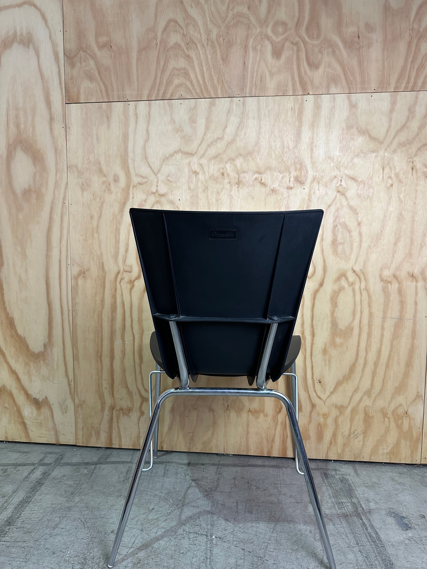 Wealth Visitor Chair in Black with Chrome Legs
