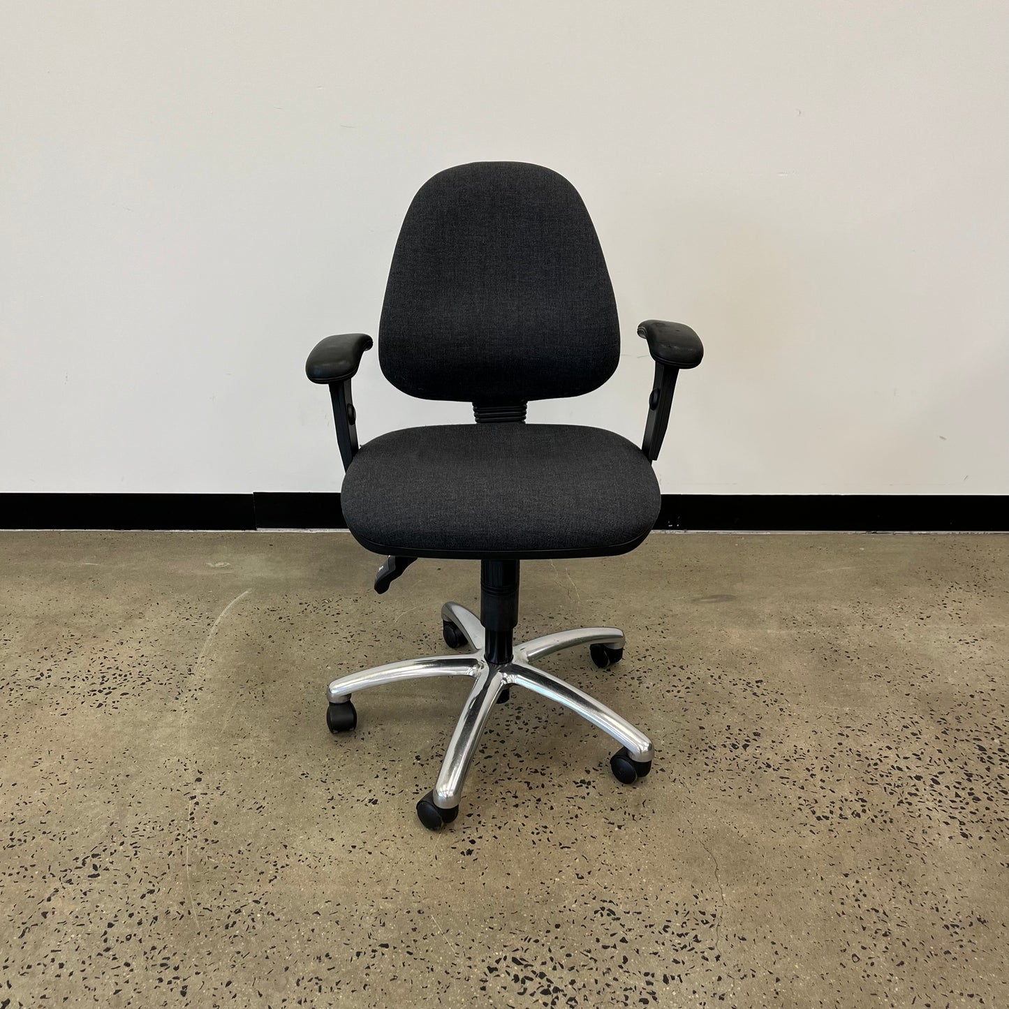 Rosier Delta Plus Charcoal Office Task Chair