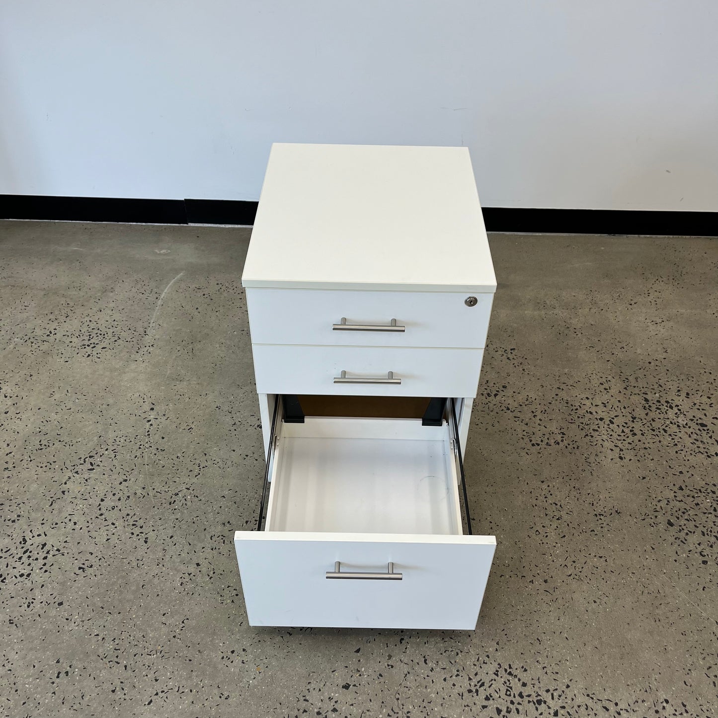 White 3 Drawer Pedestal on Wheels