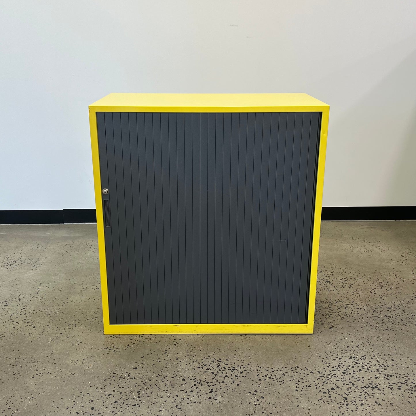 Planex Medium Tambour Unit in Yellow Metal