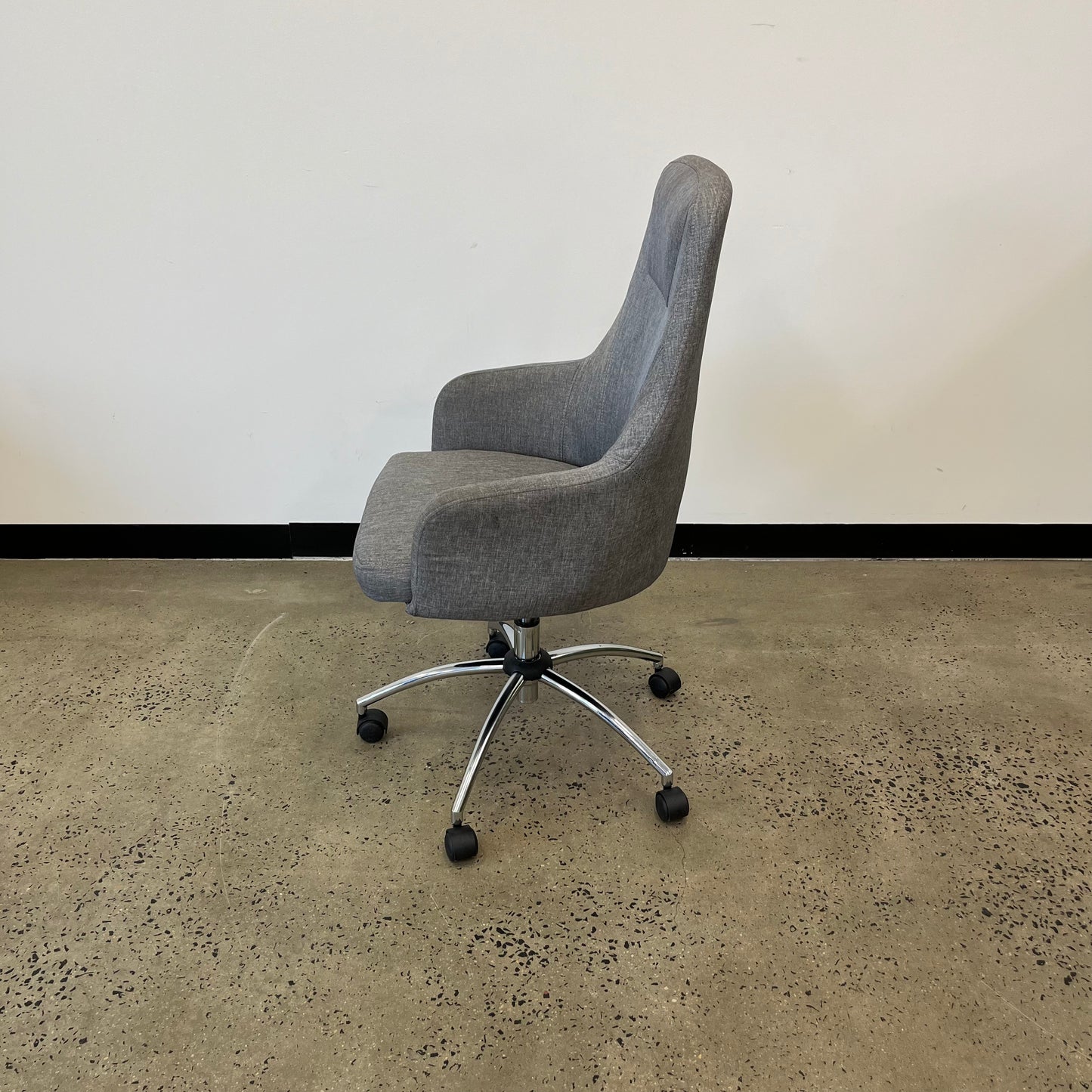 UBIZ Furniture Rover Fabric Executive Office Chair Grey