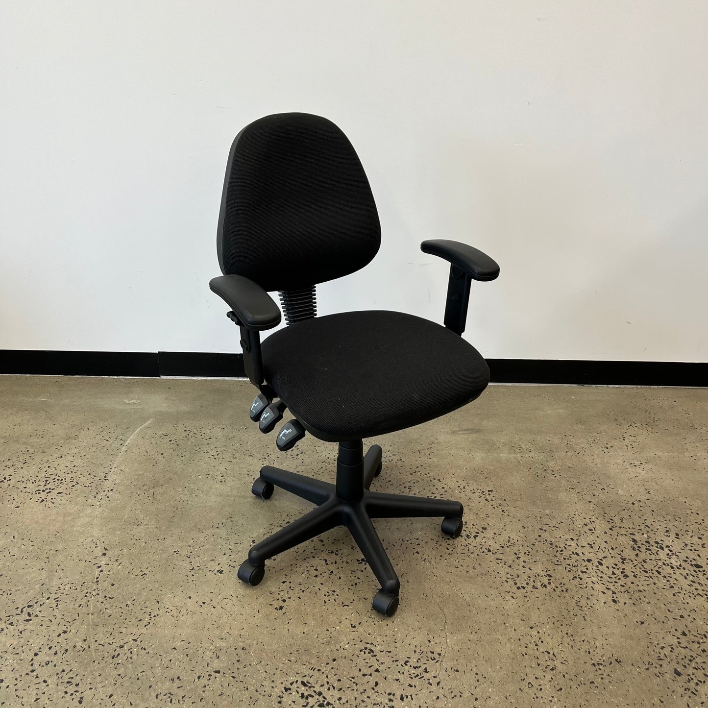 Rosier Delta Plus Black Office Task Chair