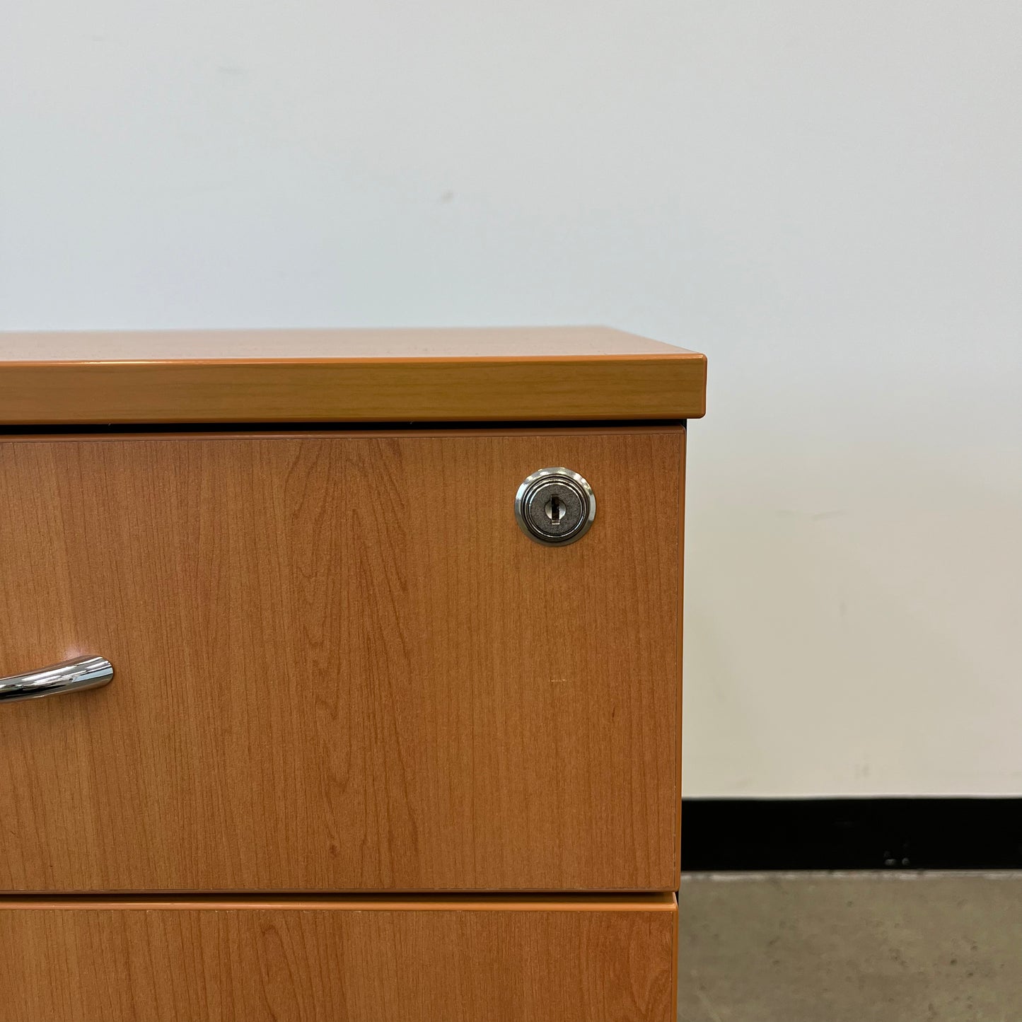 Pedestal Timber Laminate