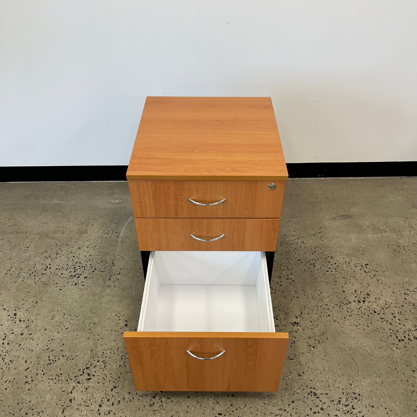 Pedestal Timber Laminate