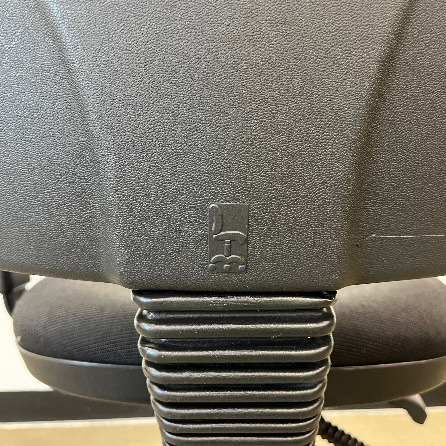 Rosier Delta Plus Black Office Task Chair
