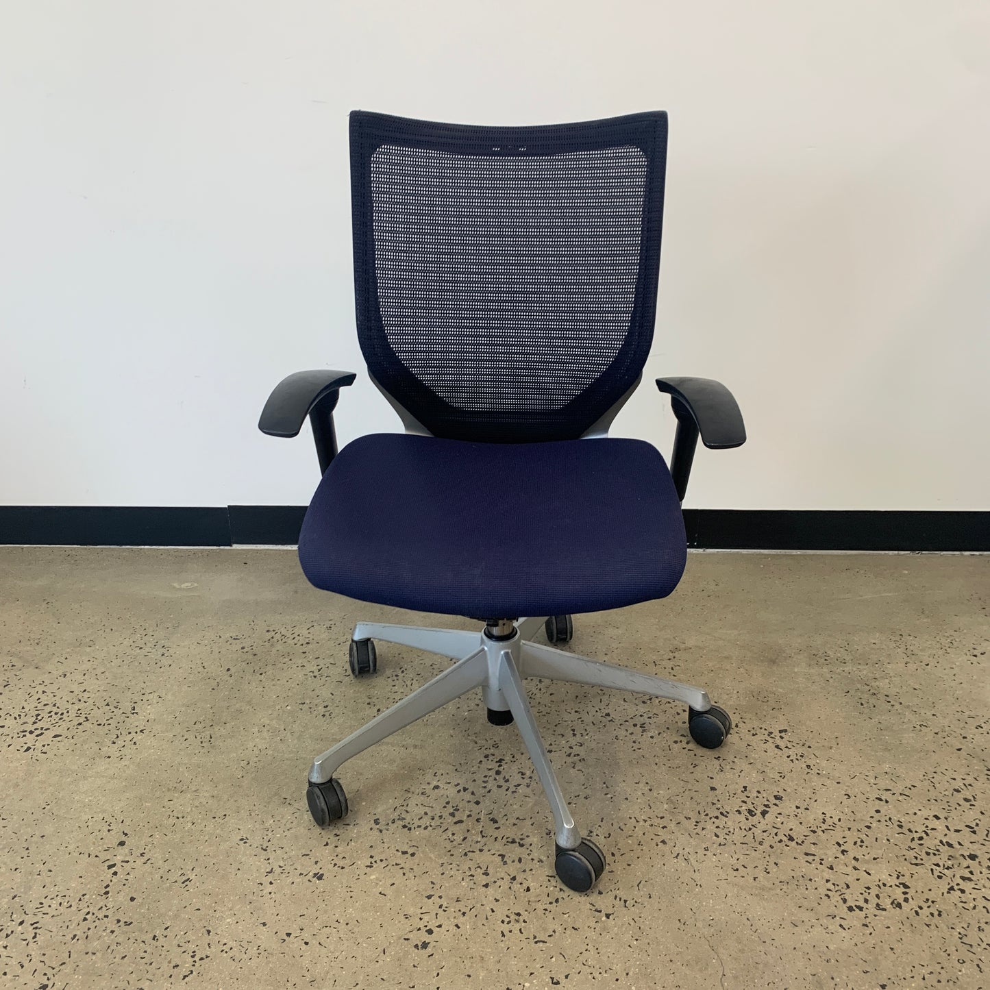 Baron Okamura CP Ergonomic Mesh Blue Office Chair