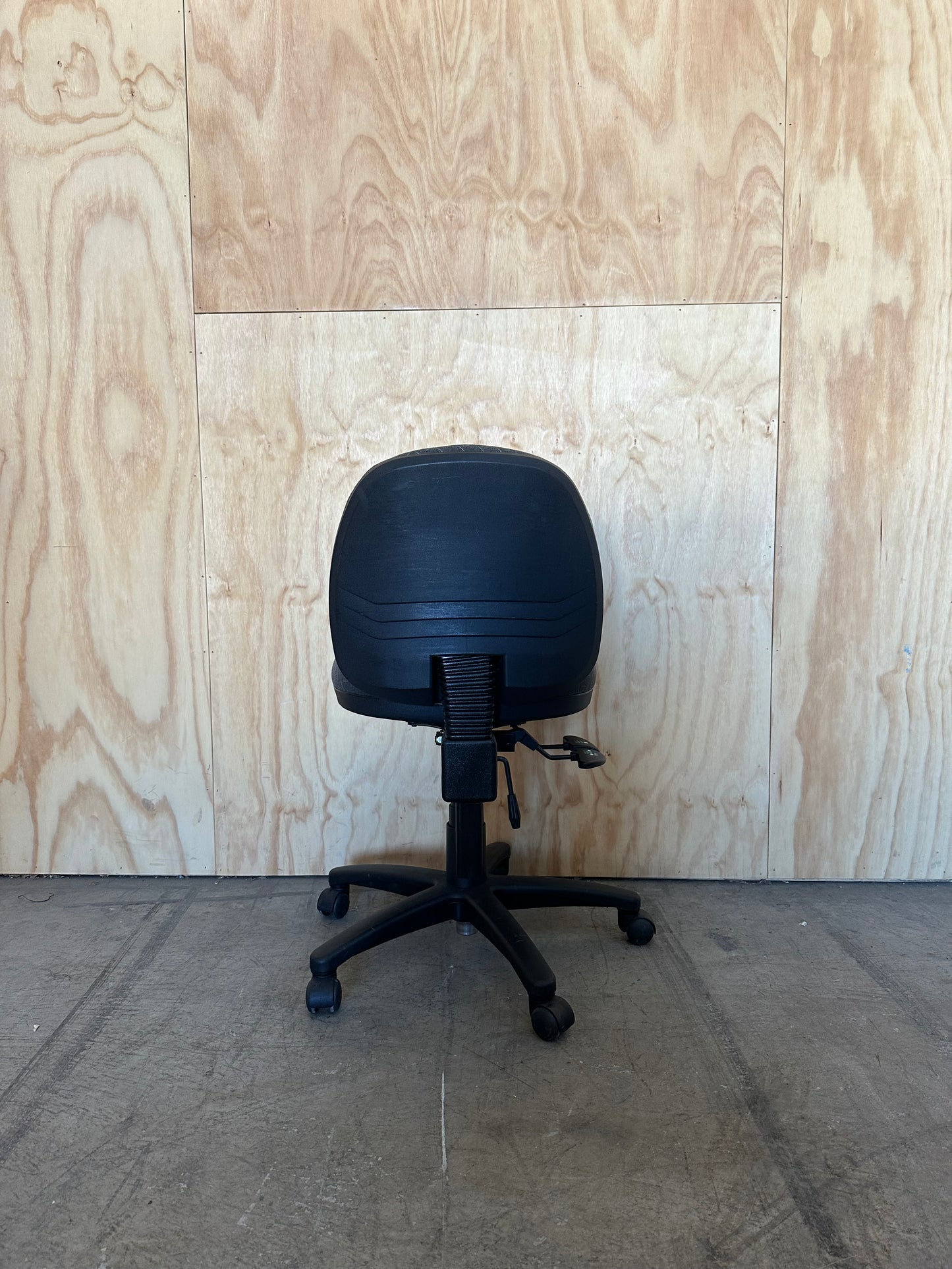Eclipse Task Chair with Grey Pattern