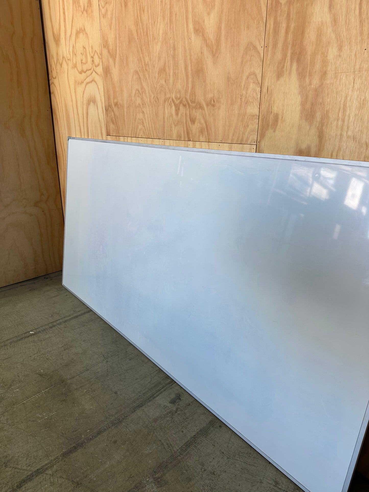 Quartet Penrite Slimline Magnetic Whiteboard Premium