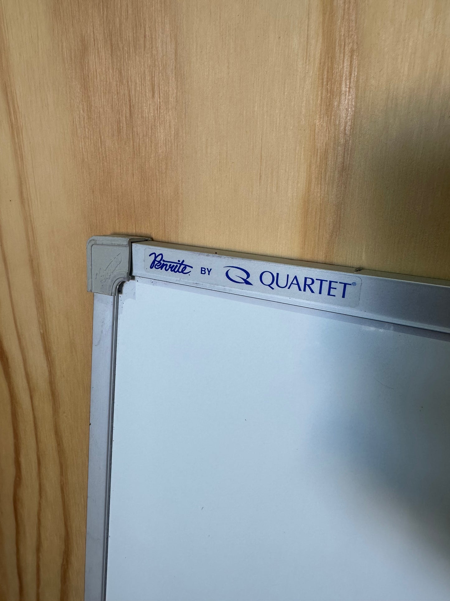 Quartet Penrite Slimline Magnetic Whiteboard Premium