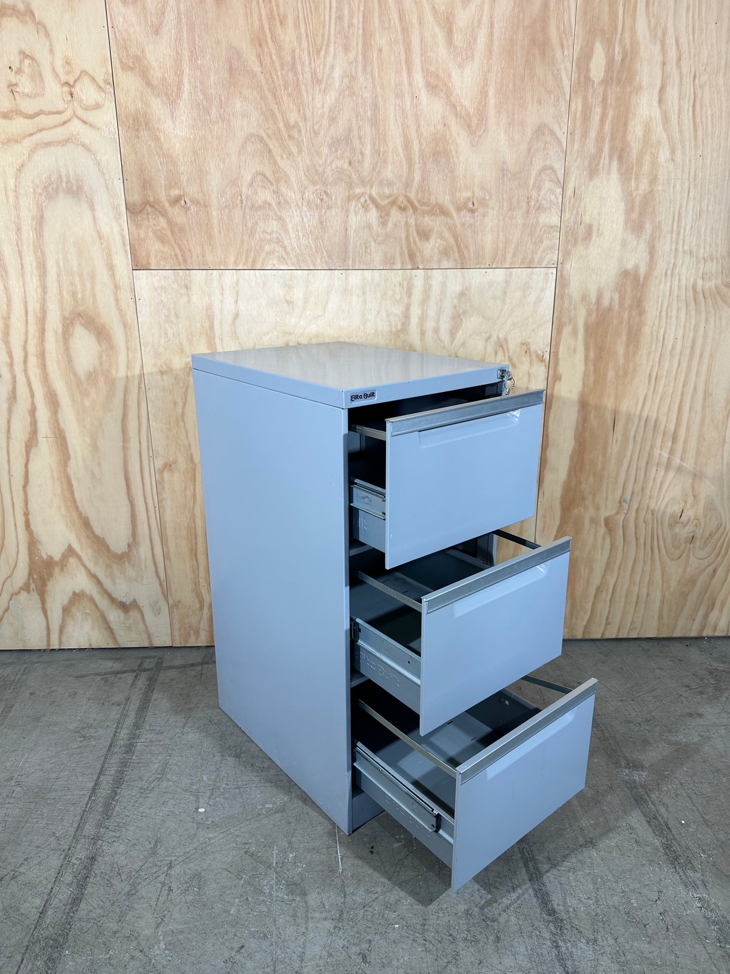 Elitebuilt Grey Filing Cabinet with key