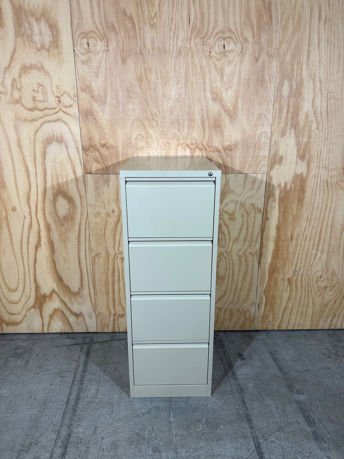 Steel 4 drawer filing cabinet