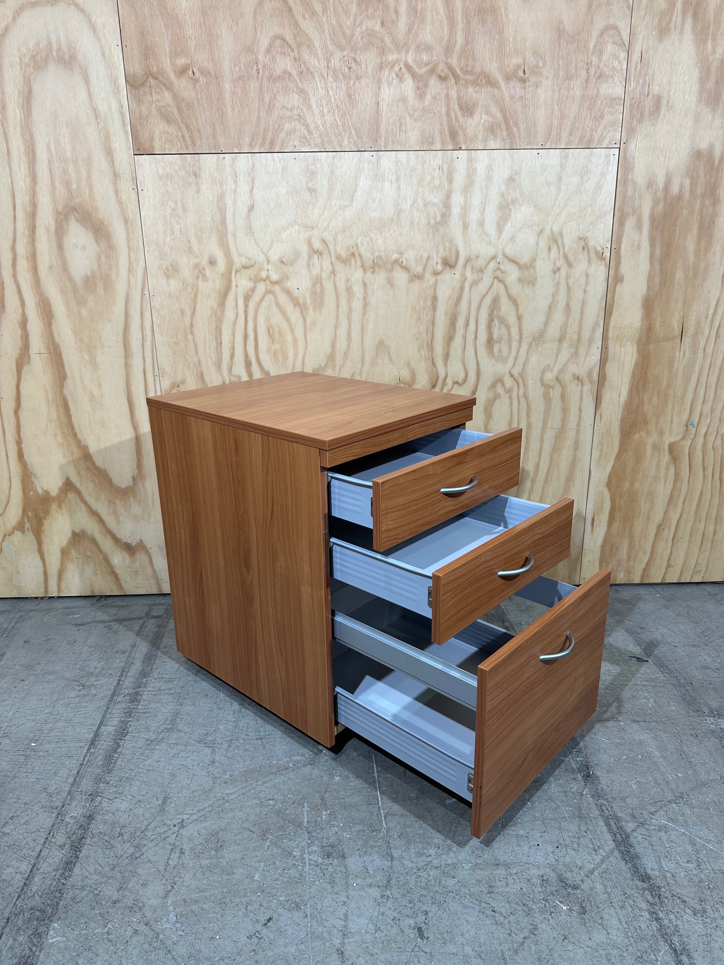 Wooden 3 Drawer Pedestal with Curved Handles