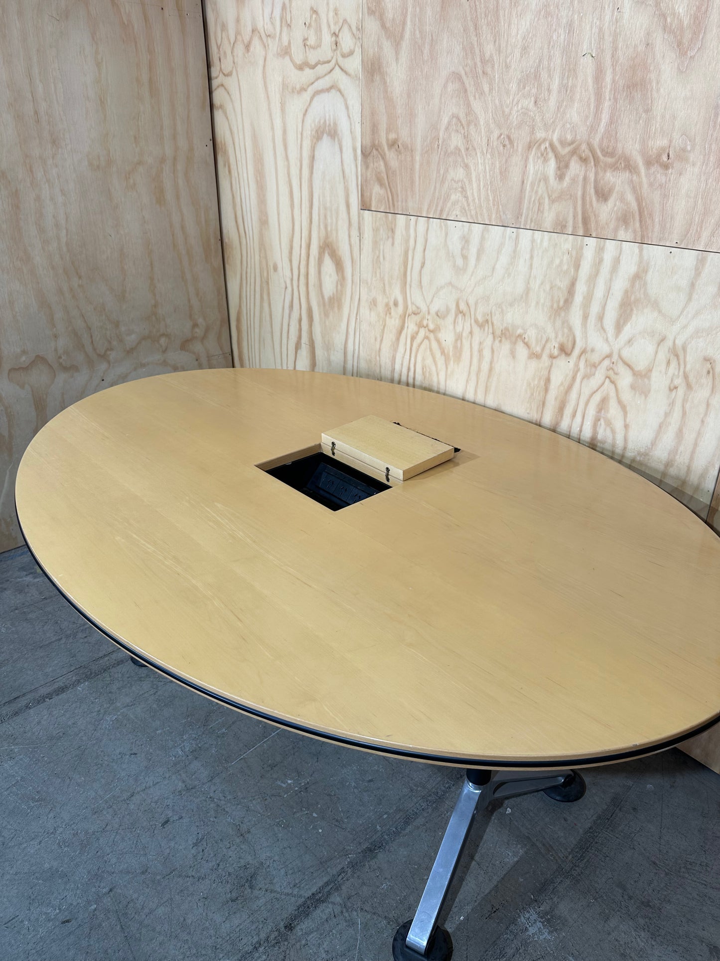 Wilkhahn oval tabletop on Chrome Thinkingworks legs with powerbox