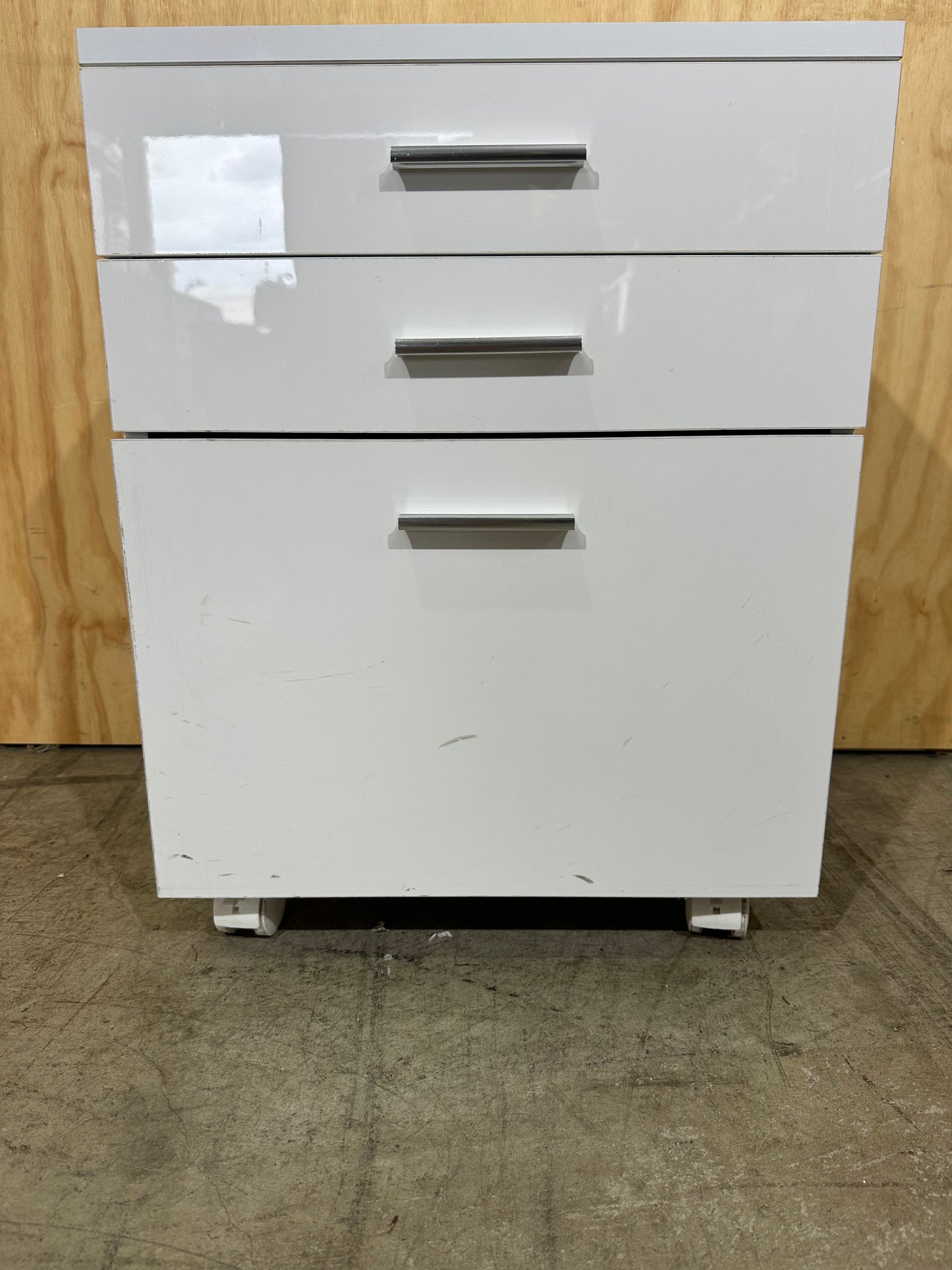 White laminate 3 drawer pedestal