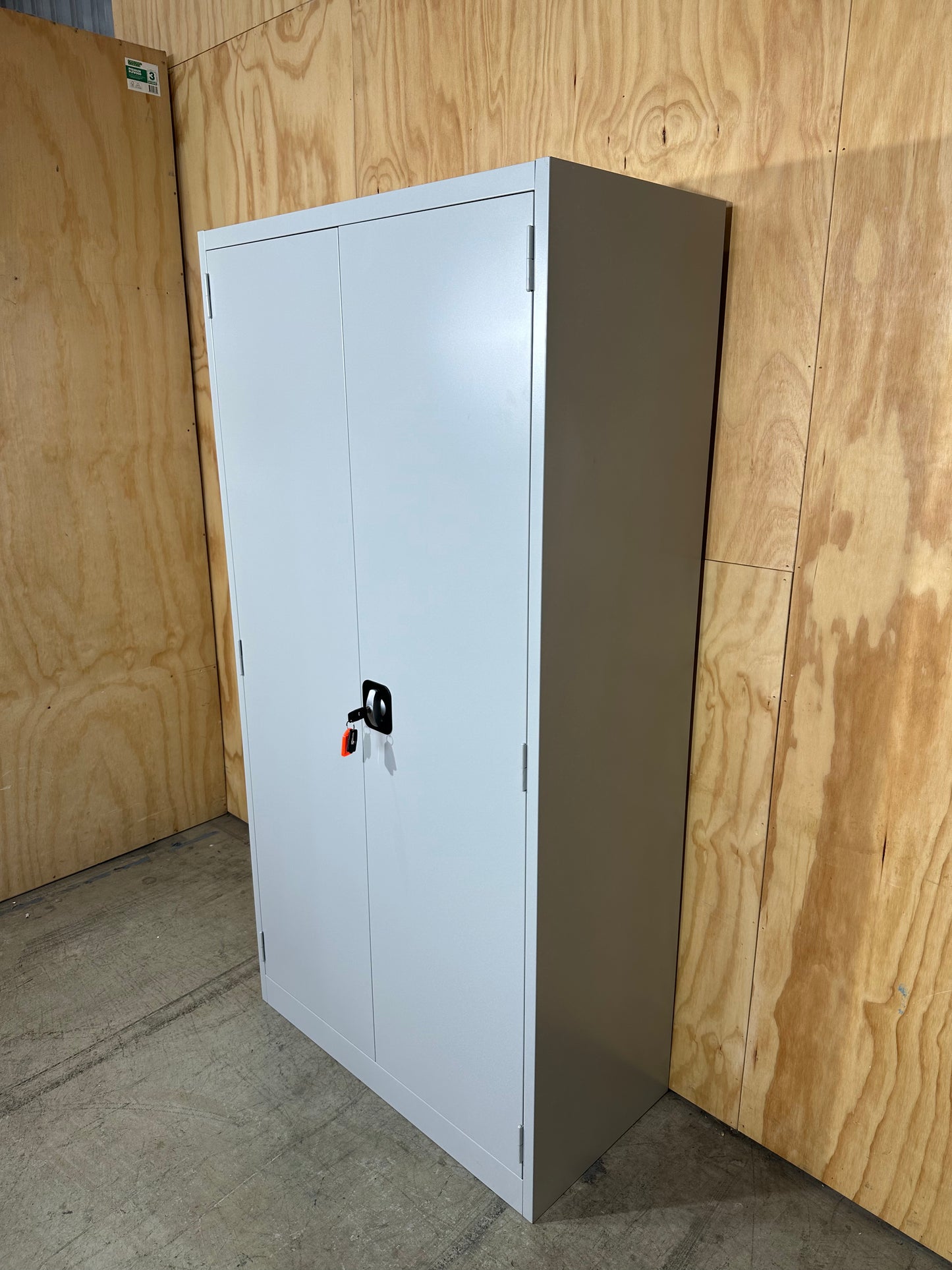 Metal stationery cabinet