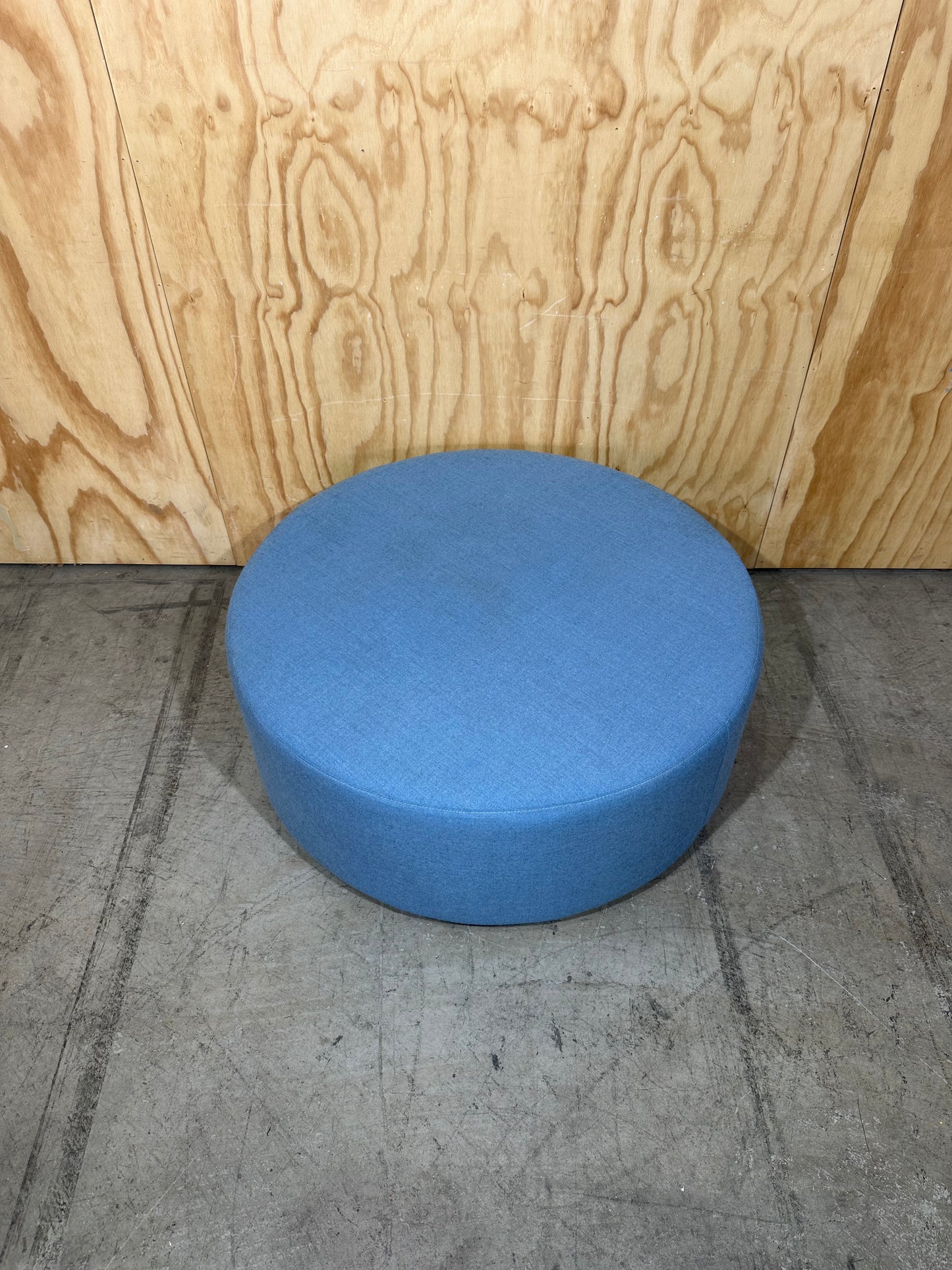 Light blue circular ottoman