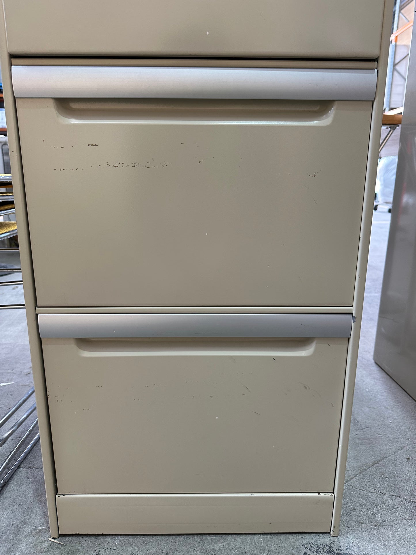 Three drawer filing cabinet in beige