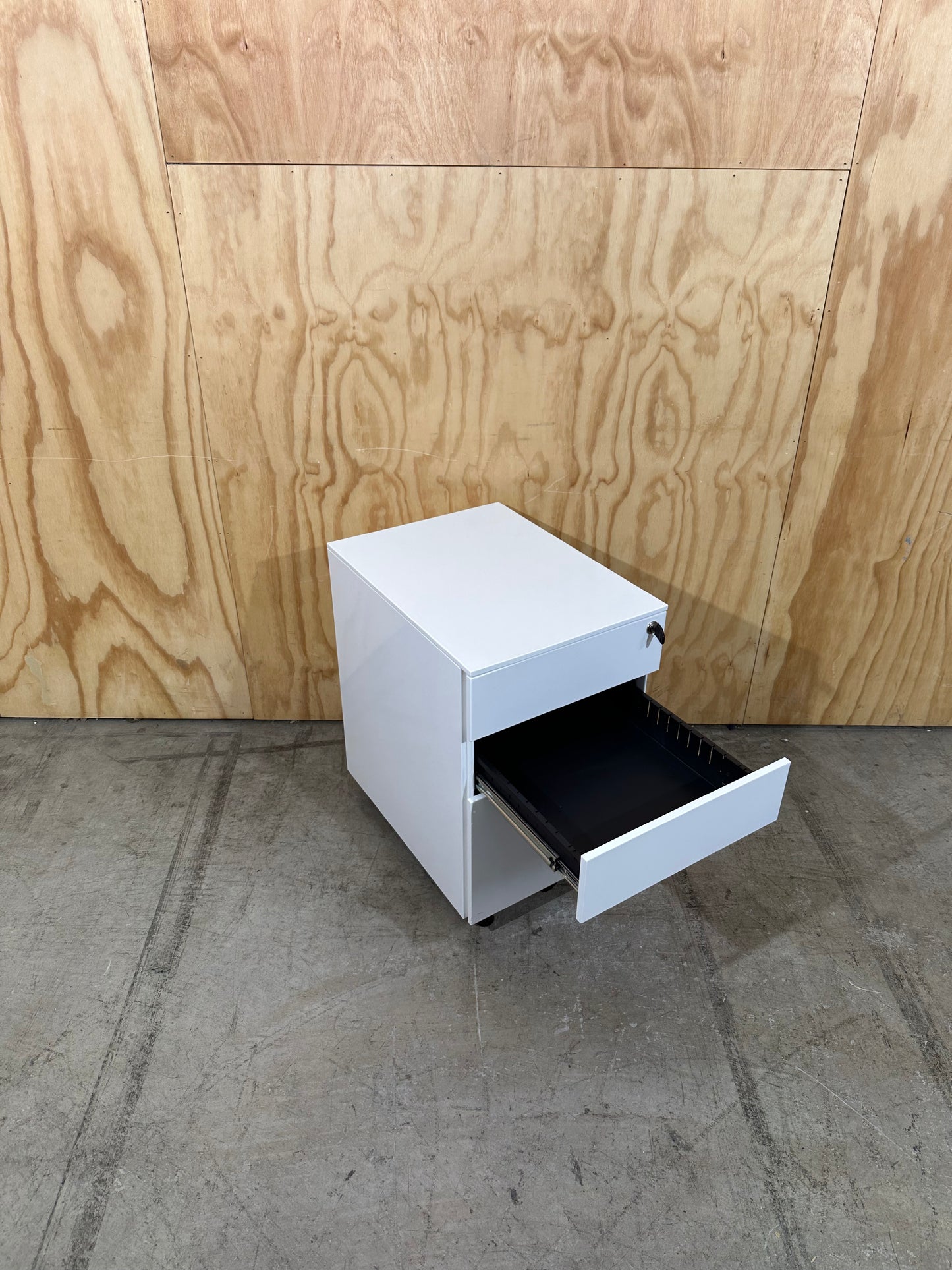 White Pedestal with Key