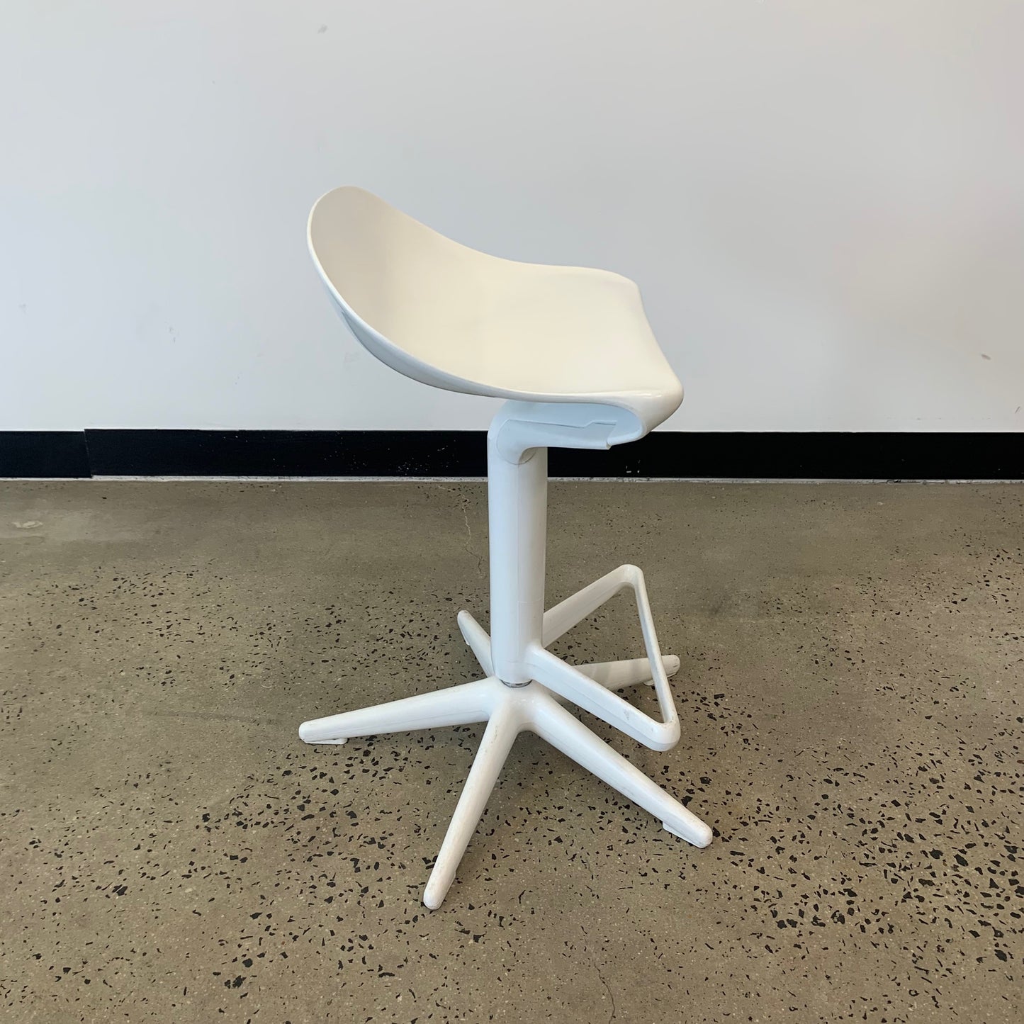Replica Antonio Citterio Kartell Spoon White Bar Stool