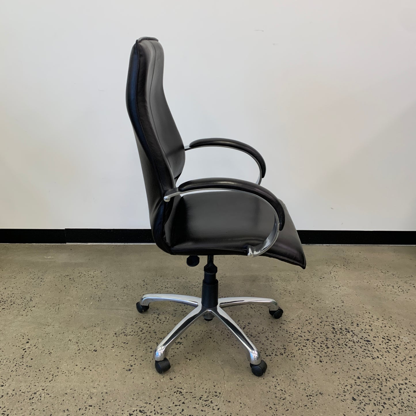 Executive Chair Black Leather