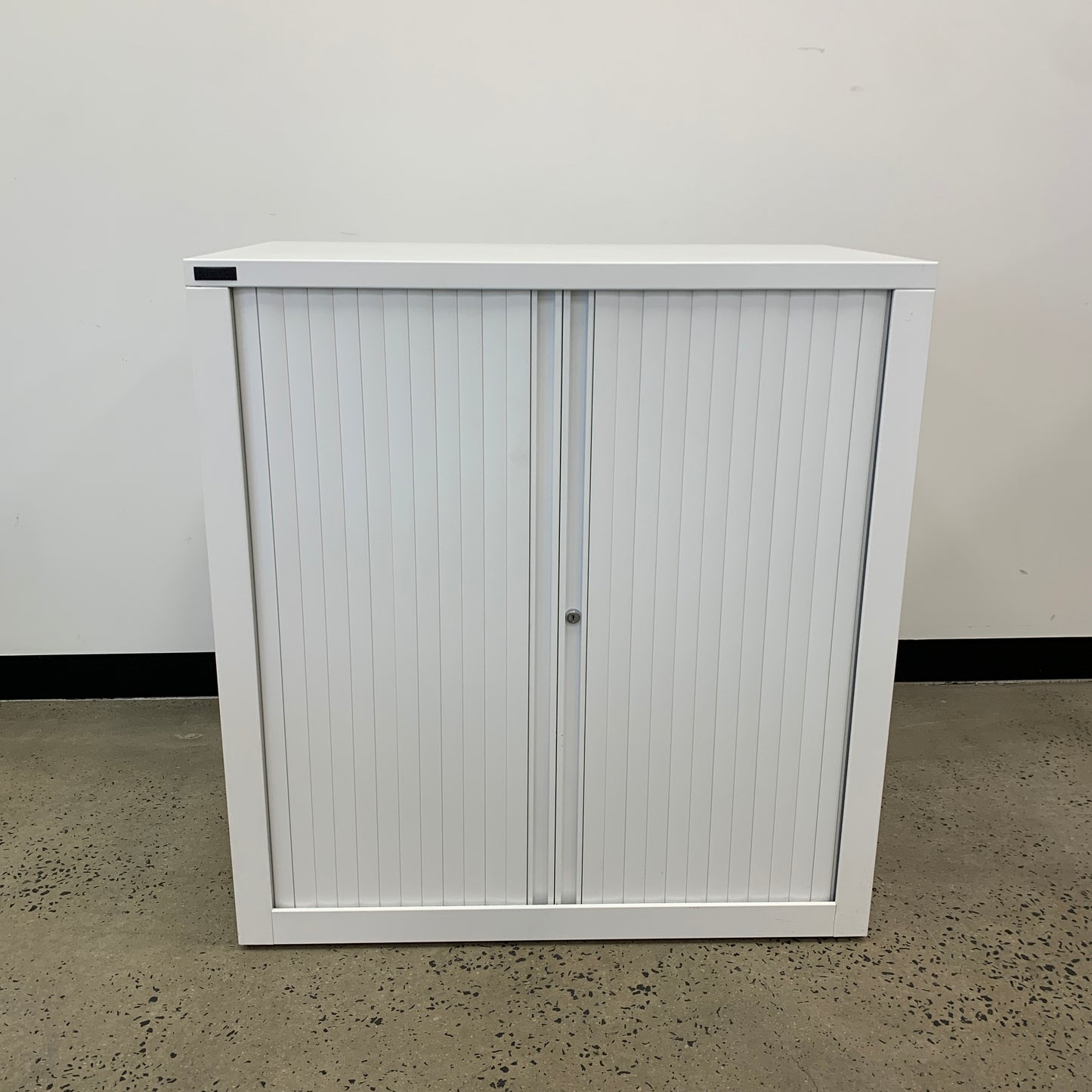 Schiavello Medium Tambour Unit White