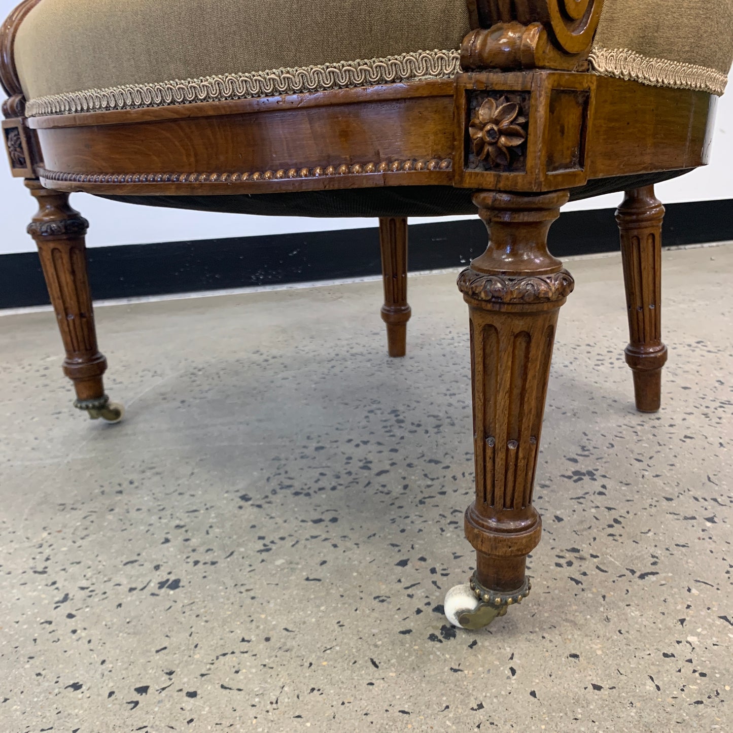 19th Century Louis XVI 'Fauteuil a la Reine' Chair