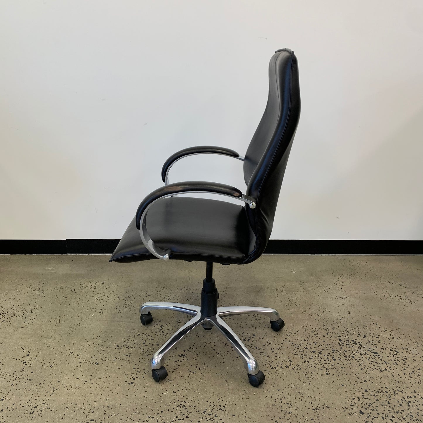 Executive Chair Black Leather