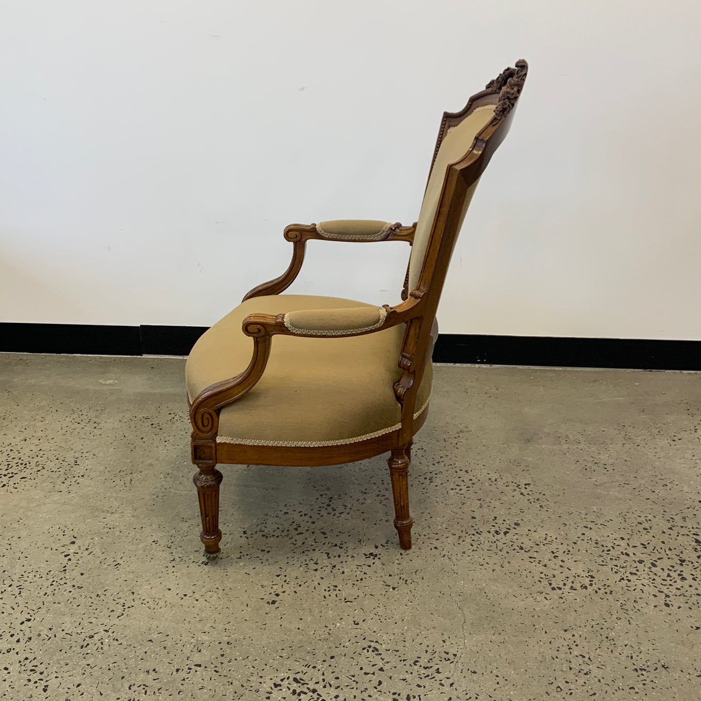 19th Century Louis XVI 'Fauteuil a la Reine' Chair