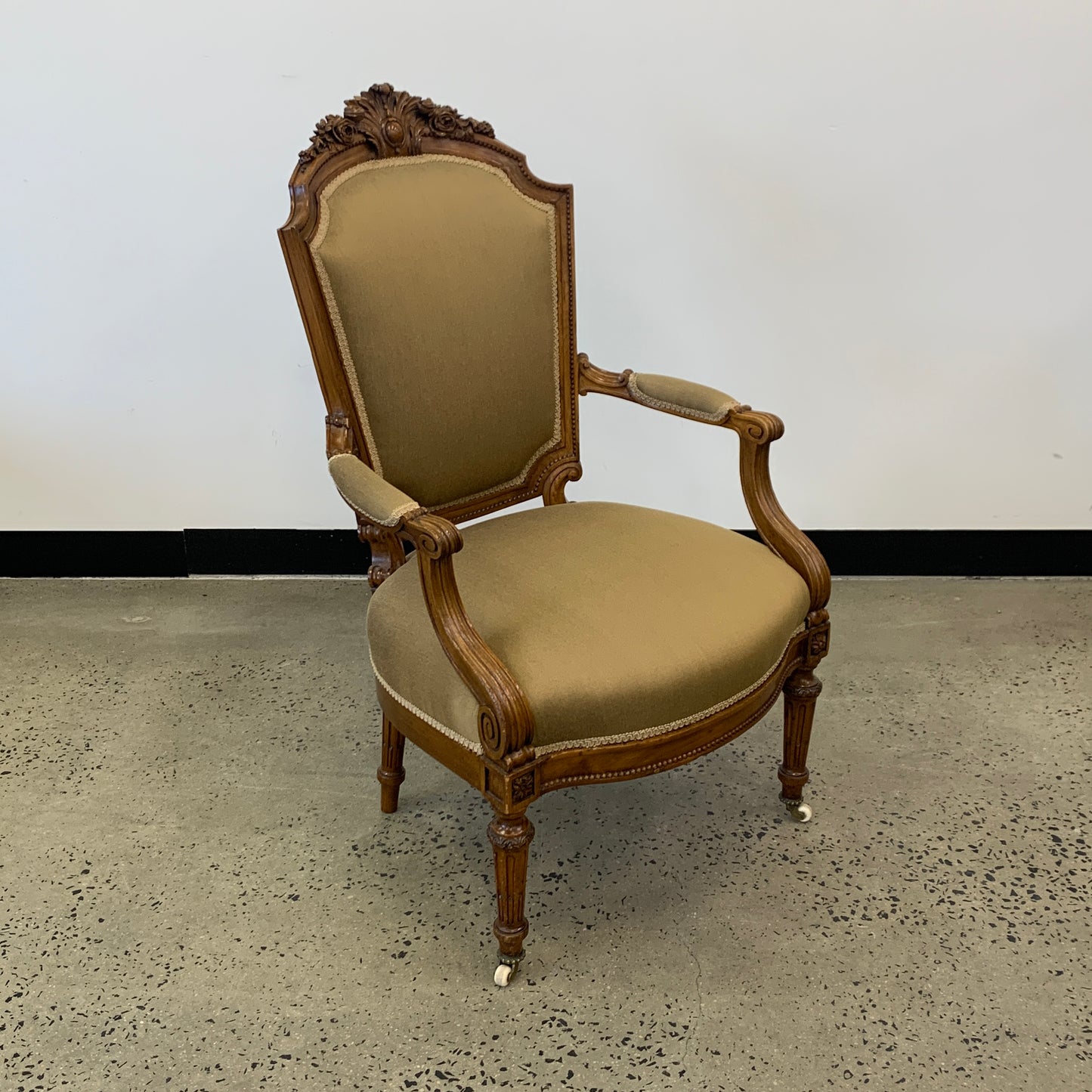 19th Century Louis XVI 'Fauteuil a la Reine' Chair