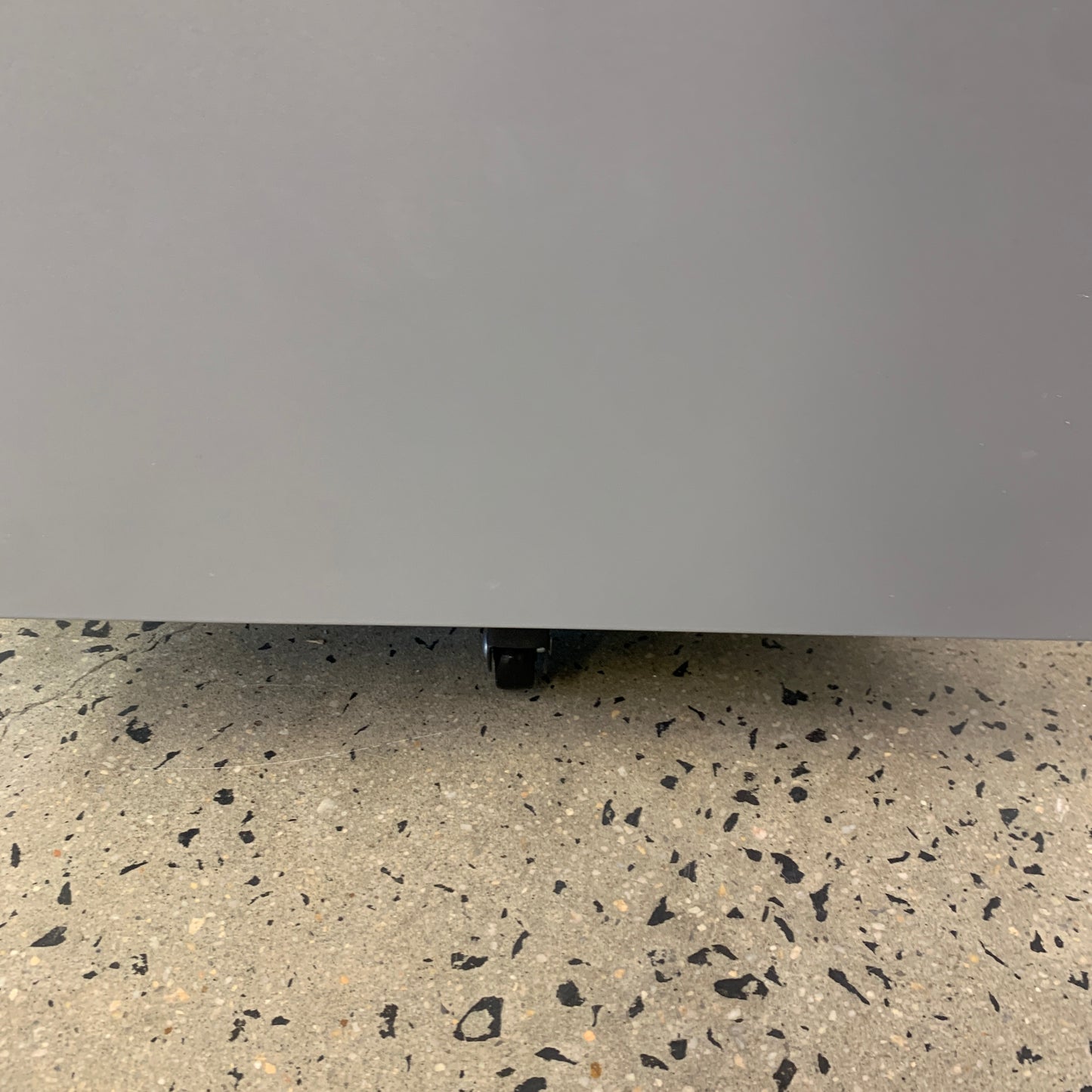 ITSU 3 Drawer Cabinet in Silver Pearl