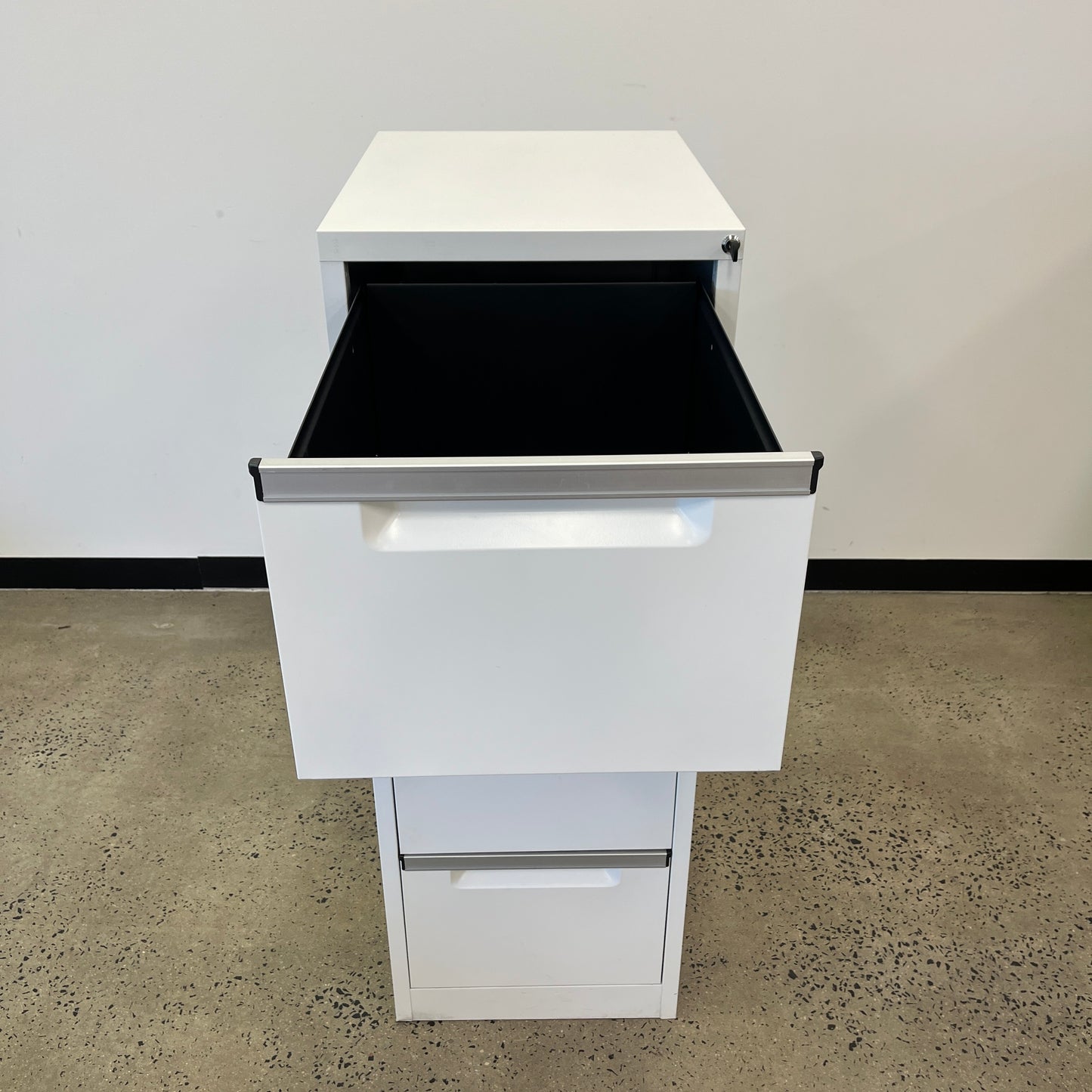 EliteBuilt 4 Drawer Filing Cabinet