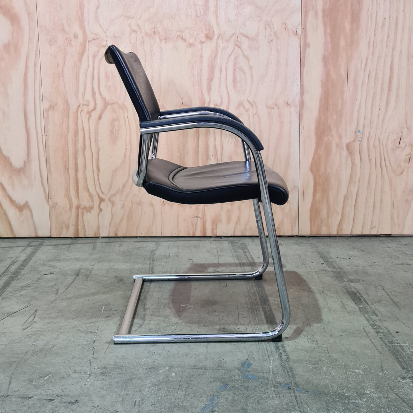 Wilkhahn Modus 277/71 Sled Base Black Leather Chair