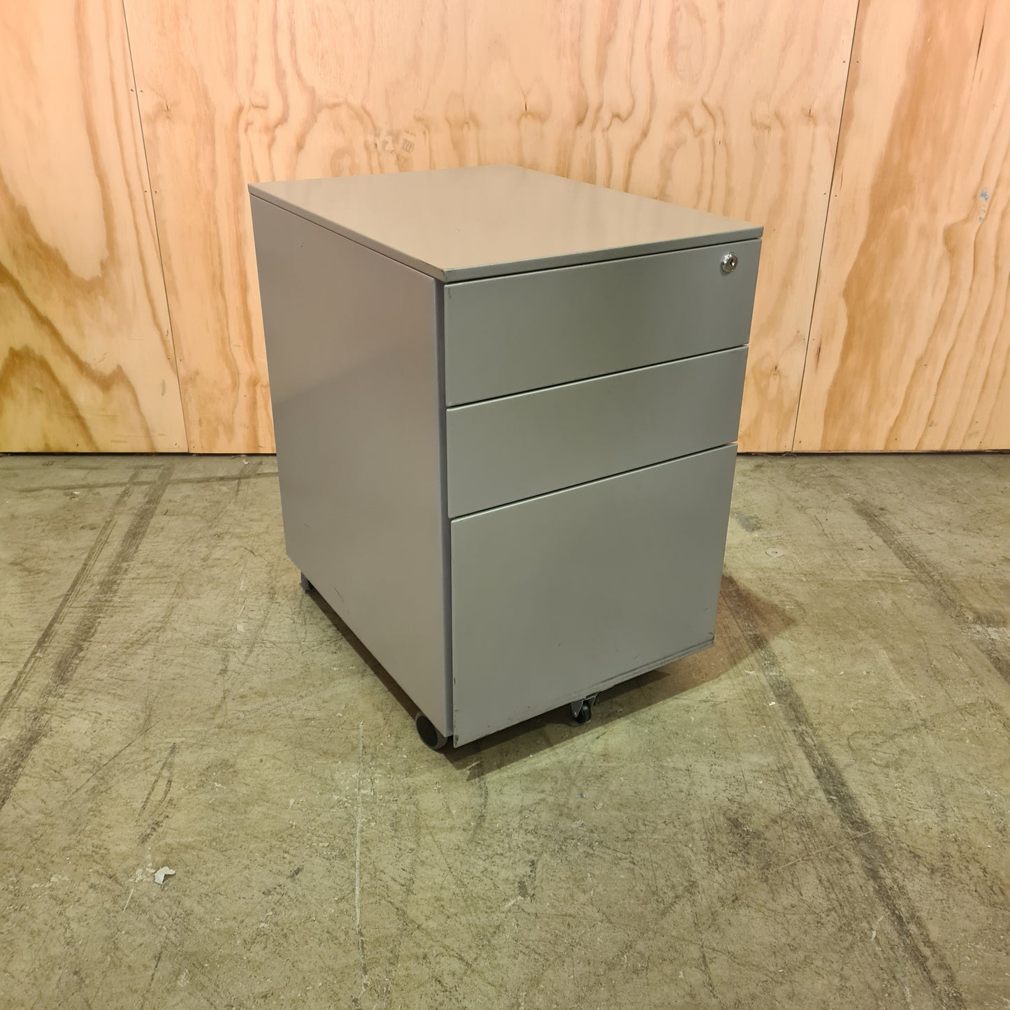 Grey Metal Pedestal on Wheels
