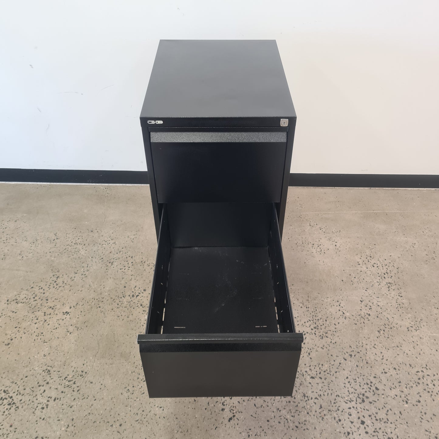 Go Steel 3 Drawer Filing Cabinet in Black With Keys