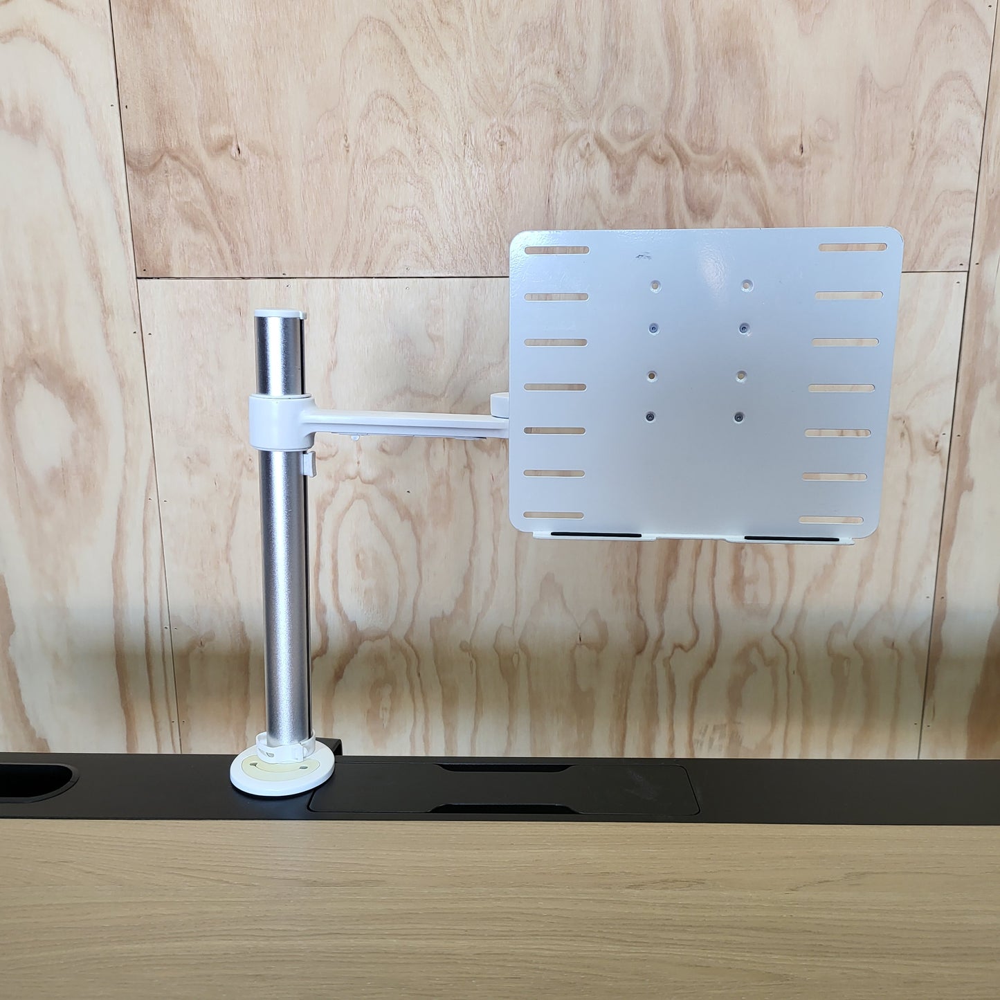 Thinking Works C.ME Single Arm - Laptop Tray