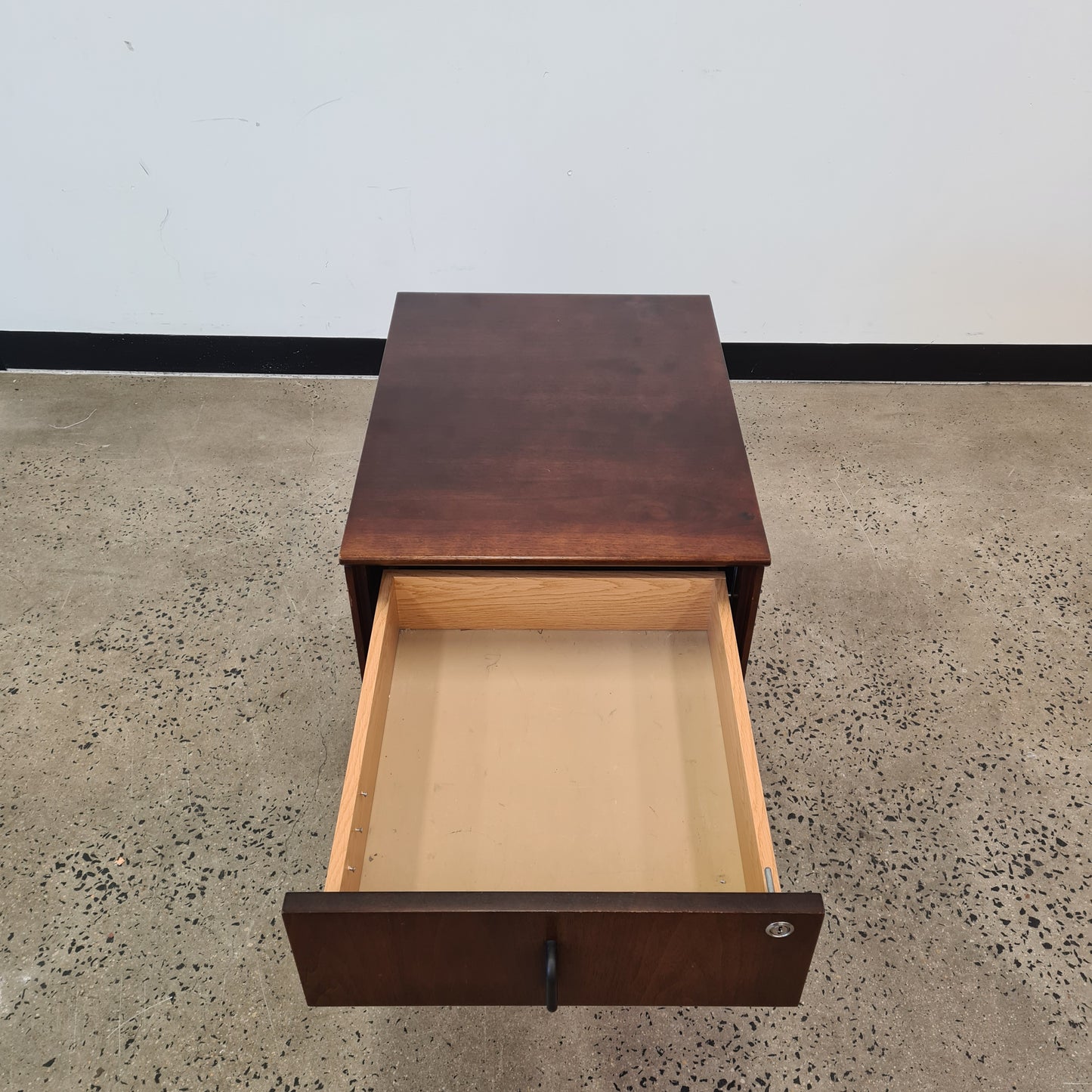 Pedestal with 2 Drawers on Castors in Mahogany Finish