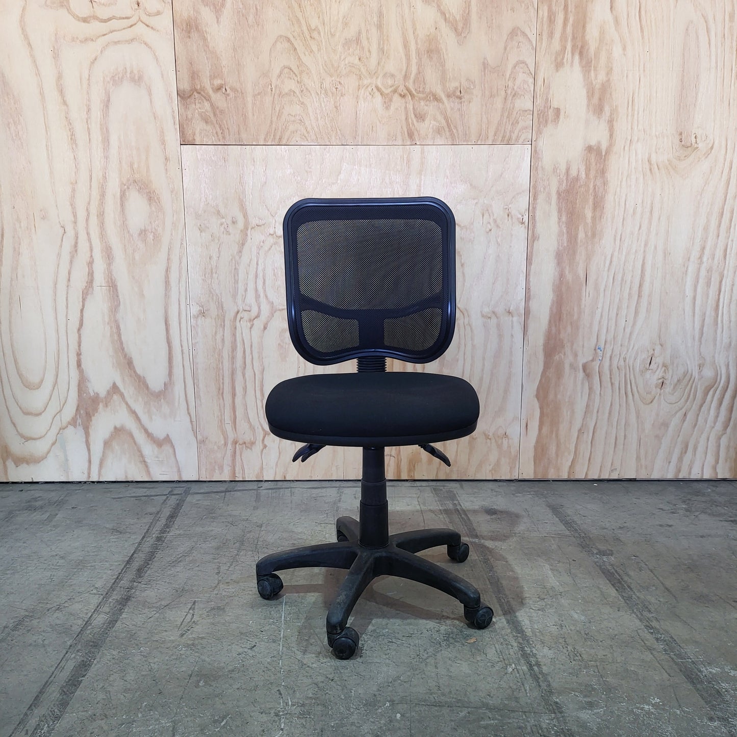 Furnx Black Task Chair Mesh back
