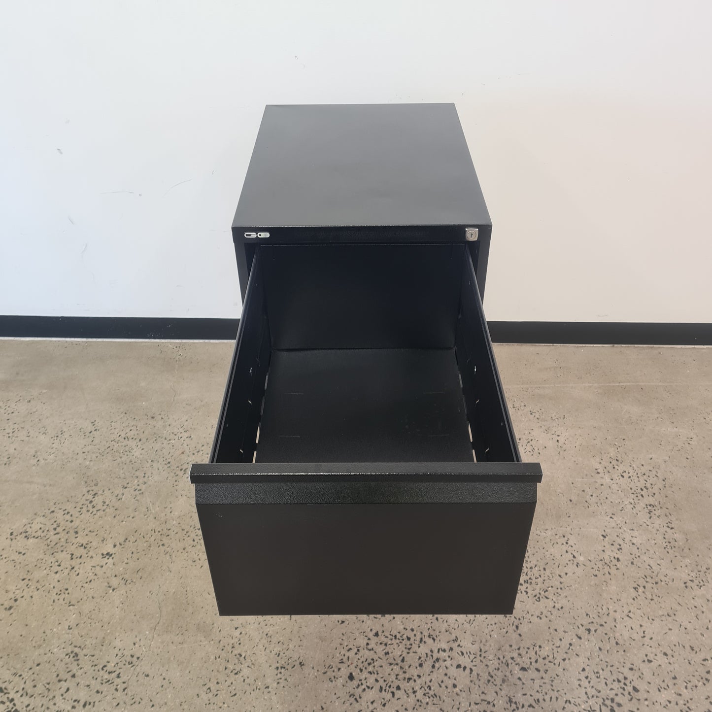 Go Steel 3 Drawer Filing Cabinet in Black With Keys