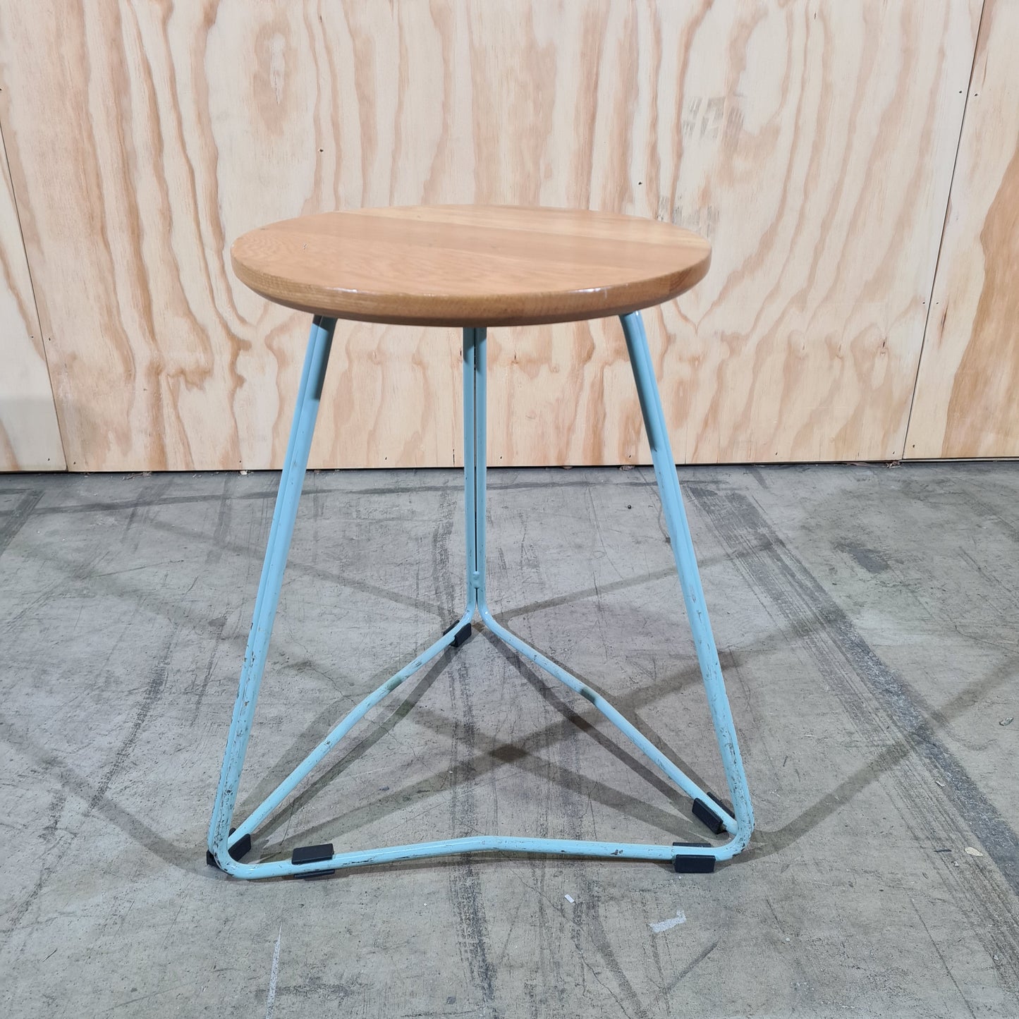 Hunt Furniture TRI450 Stool in Light Blue