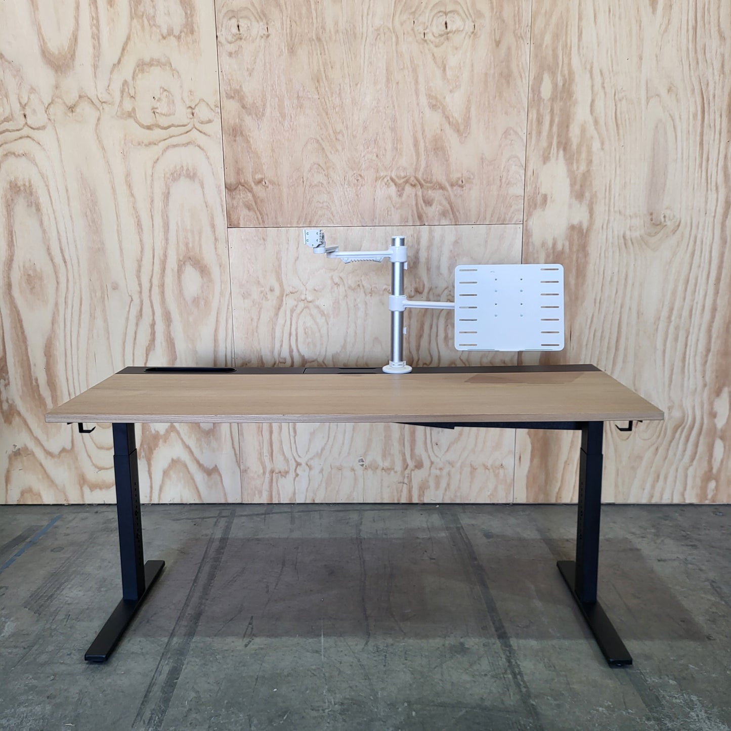 Thinking Works C.ME Single Monitor Arm and Laptop Tray