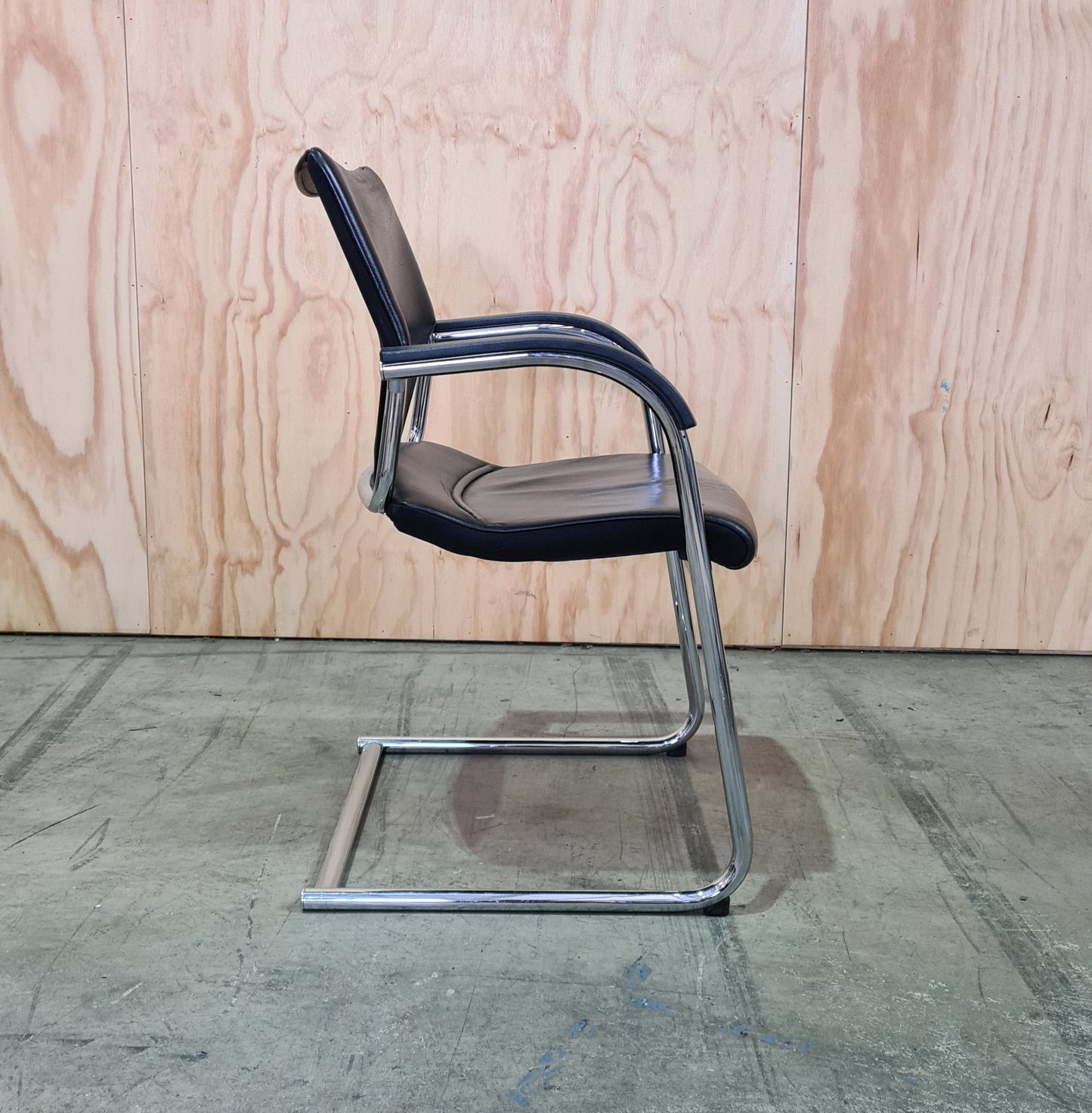 Wilkhahn Modus 277/71 Sled Base Black Leather Chair