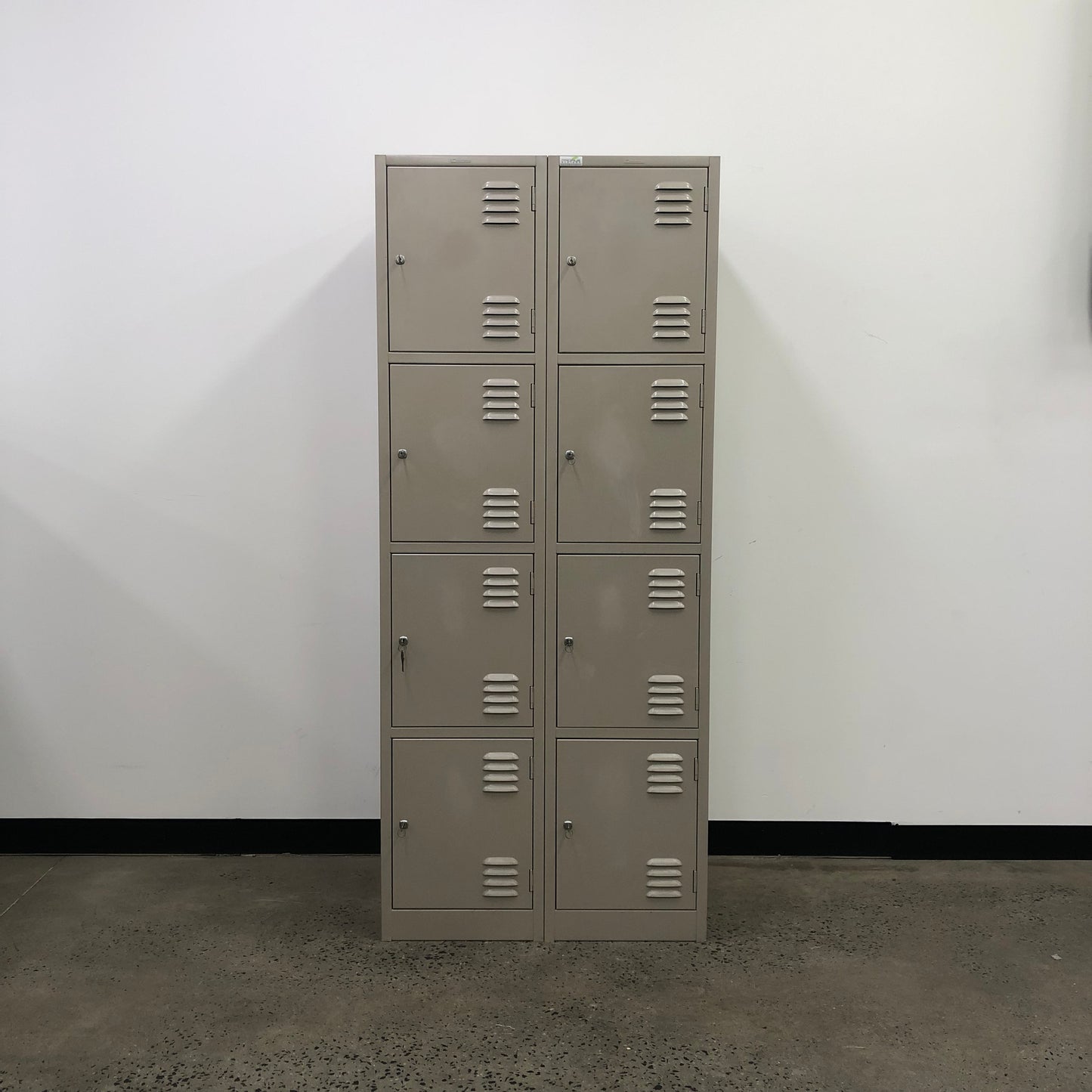 Davell Double Locker Bay 8 Door Beige
