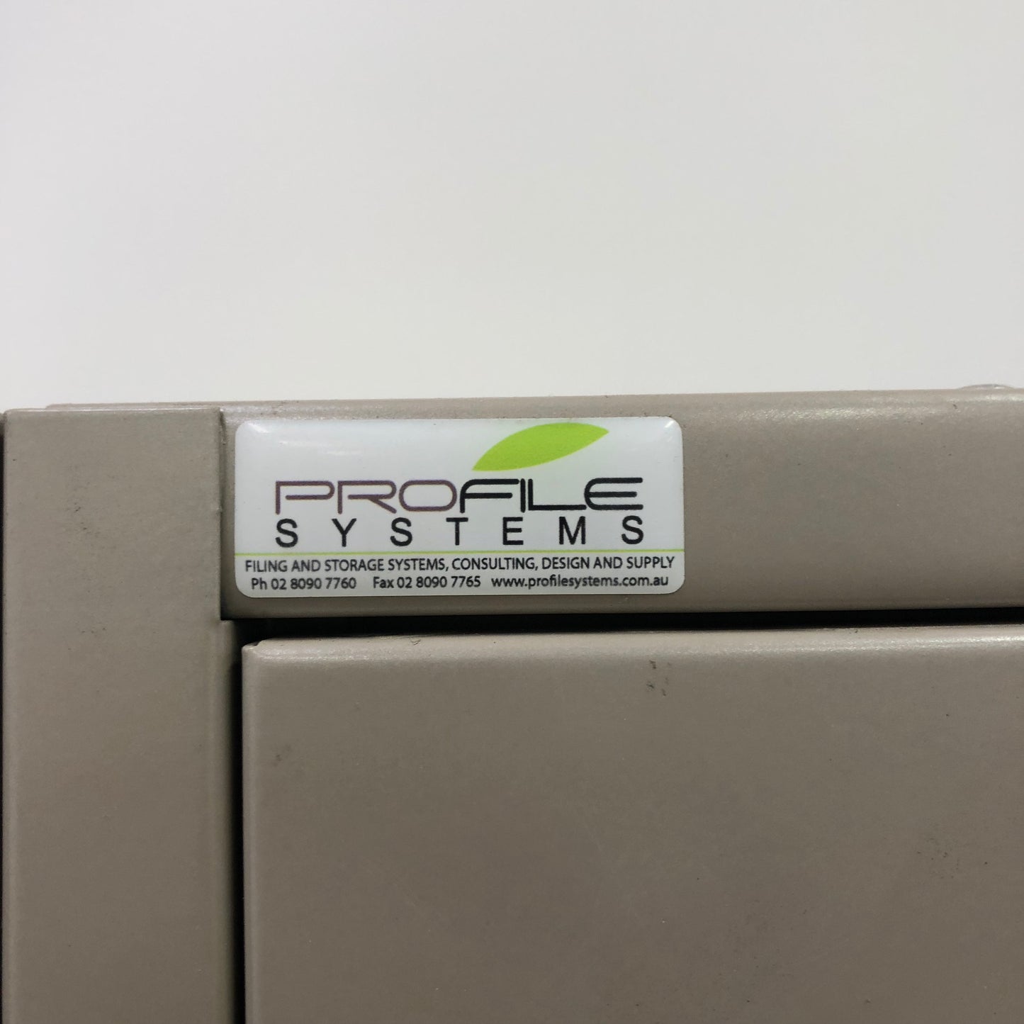 Davell Double Locker Bay 8 Door Beige