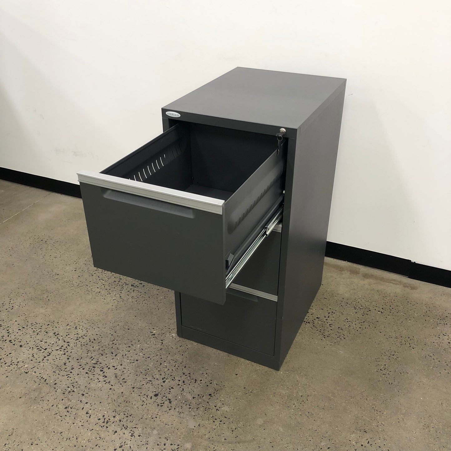 Steelco 3 Drawer Filing Cabinet Grey